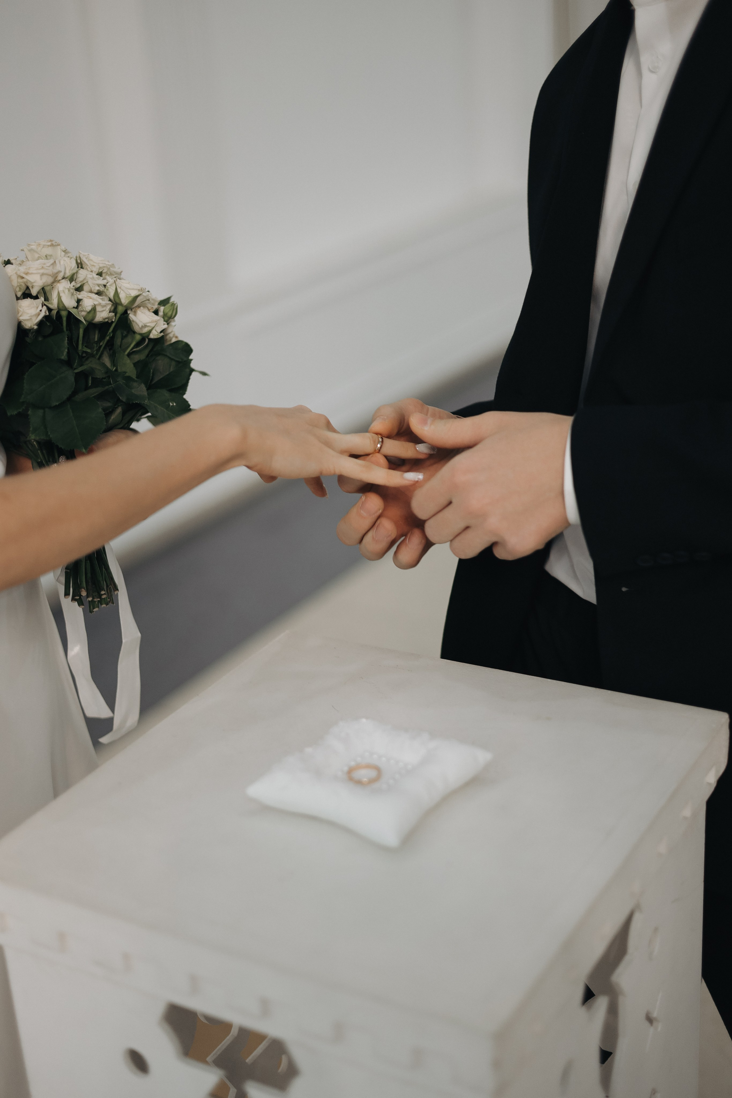 Олеся и Даня. Роспись в Таганском ЗАГСе. Диана Чечель. Свадебный и семейный фотограф в Москве