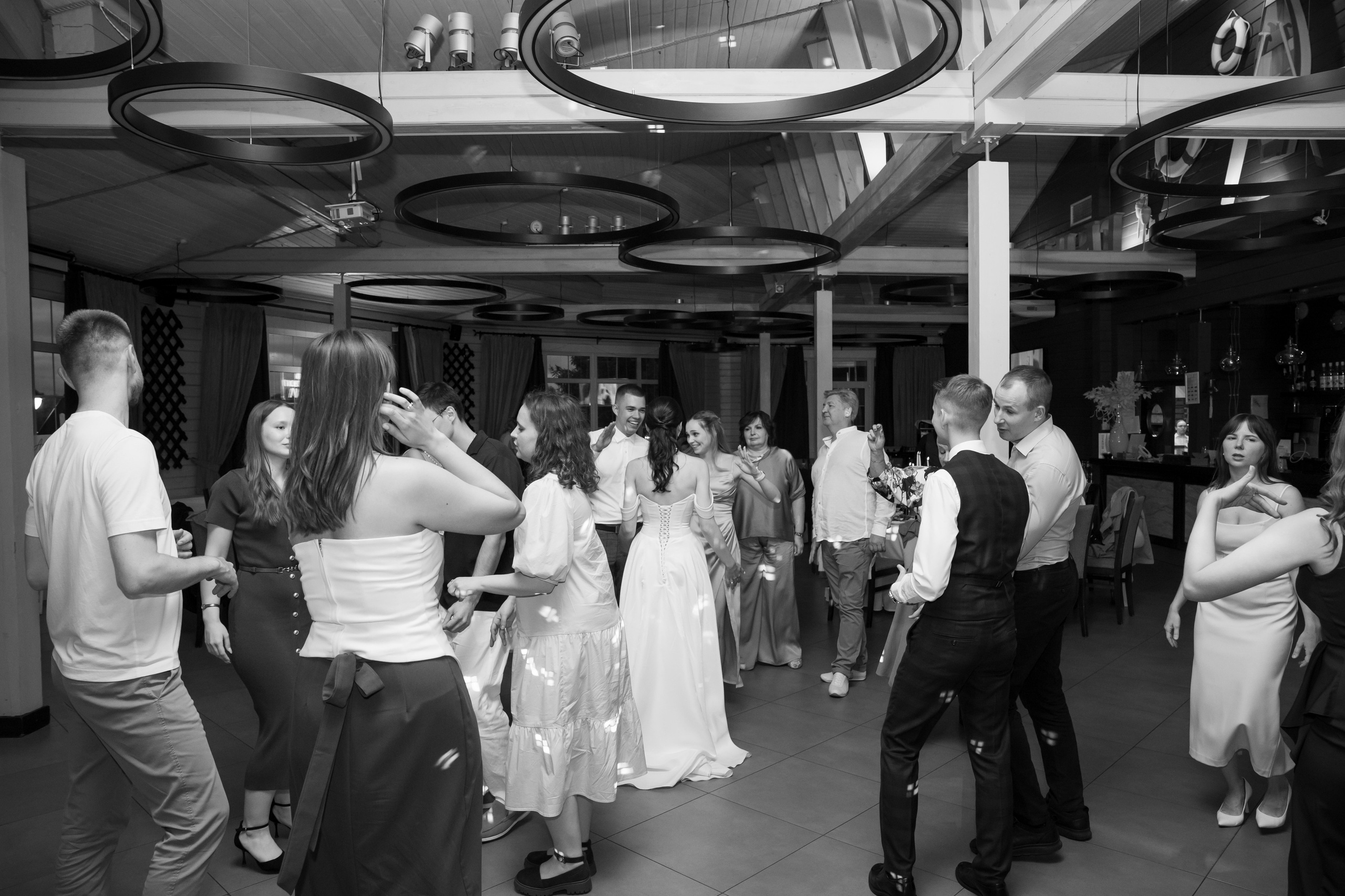 Регистрация в отеле Fish Point, ЗАГС Бутово, прогулка в Остафьево. Свадебный и репортажный фотограф (Москва, Королев и другие)