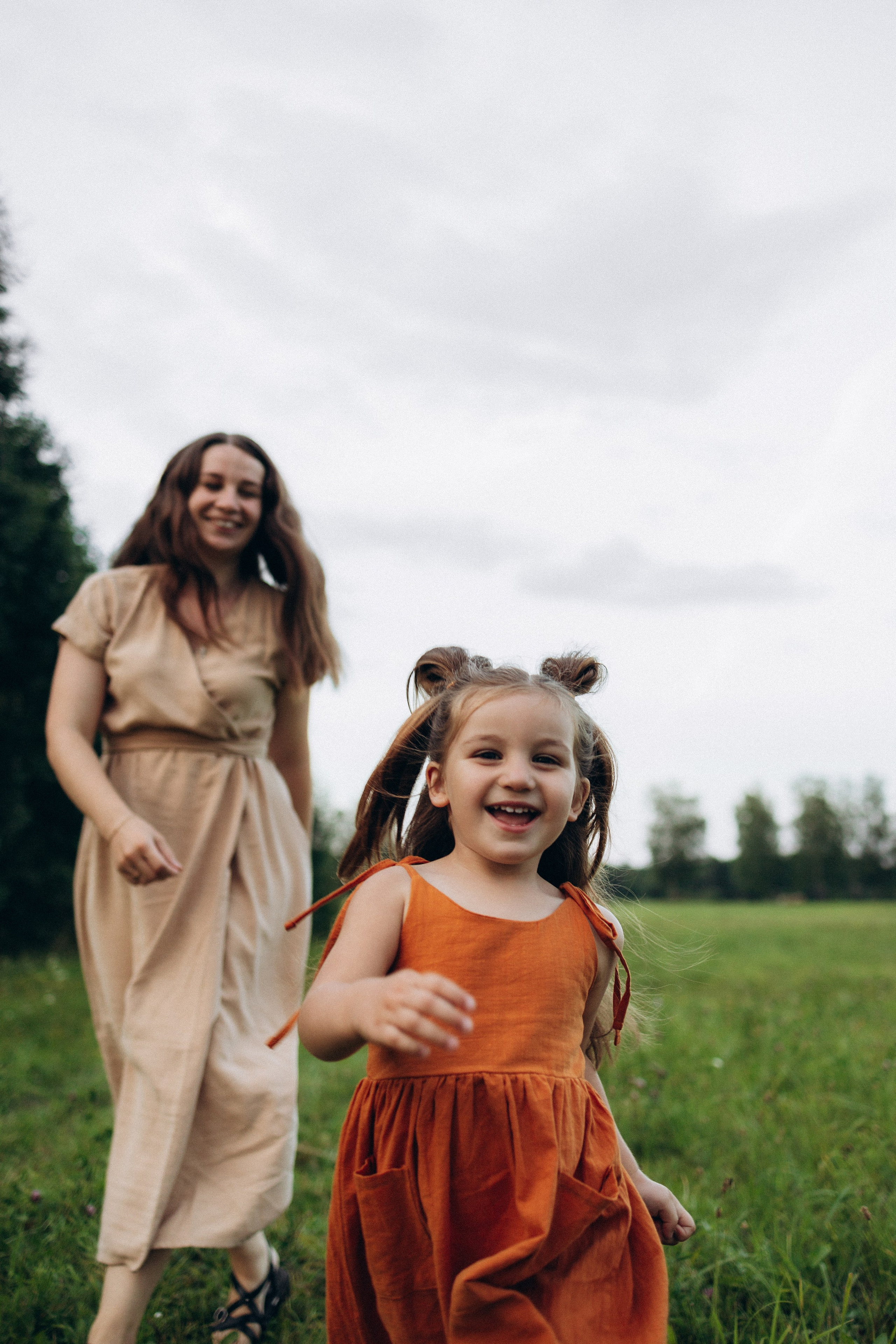 Катя и малышка Аня. Фотограф Елена Рябцева