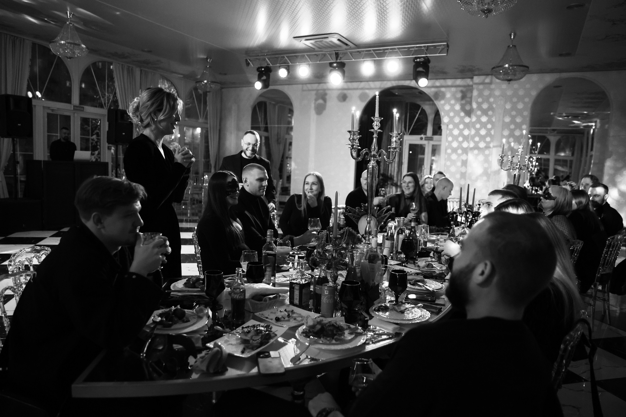 Камерный день рождения в ресторане «Bellagio». Свадебный и семейный фотограф Виолетта Сидельникова. Краснодар, Россия, Беларусь, Европа