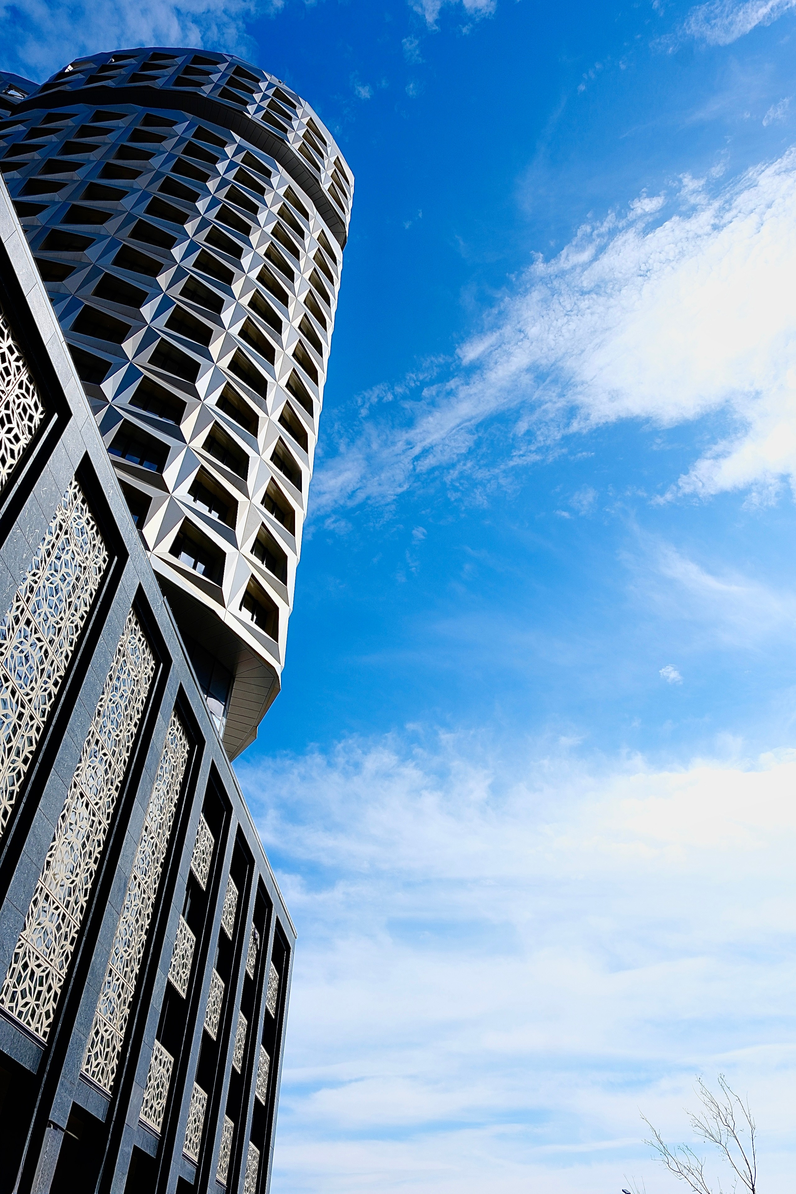 Храмы и здания. Фотограф и художник в Москве Евгения Нюнина