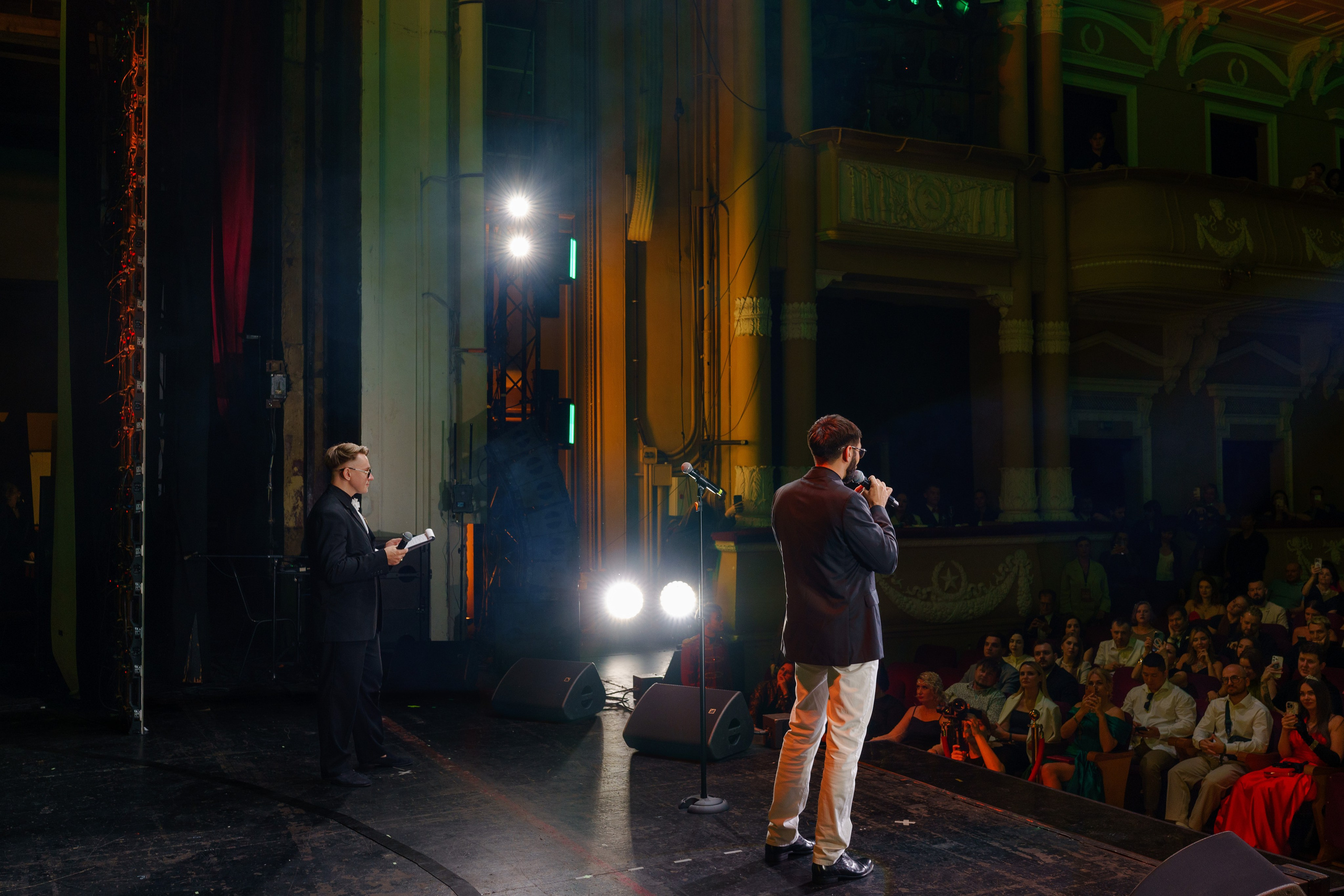 Фотограф репортажный на премию. Репортажный фотограф в Москве Саша Дружинина