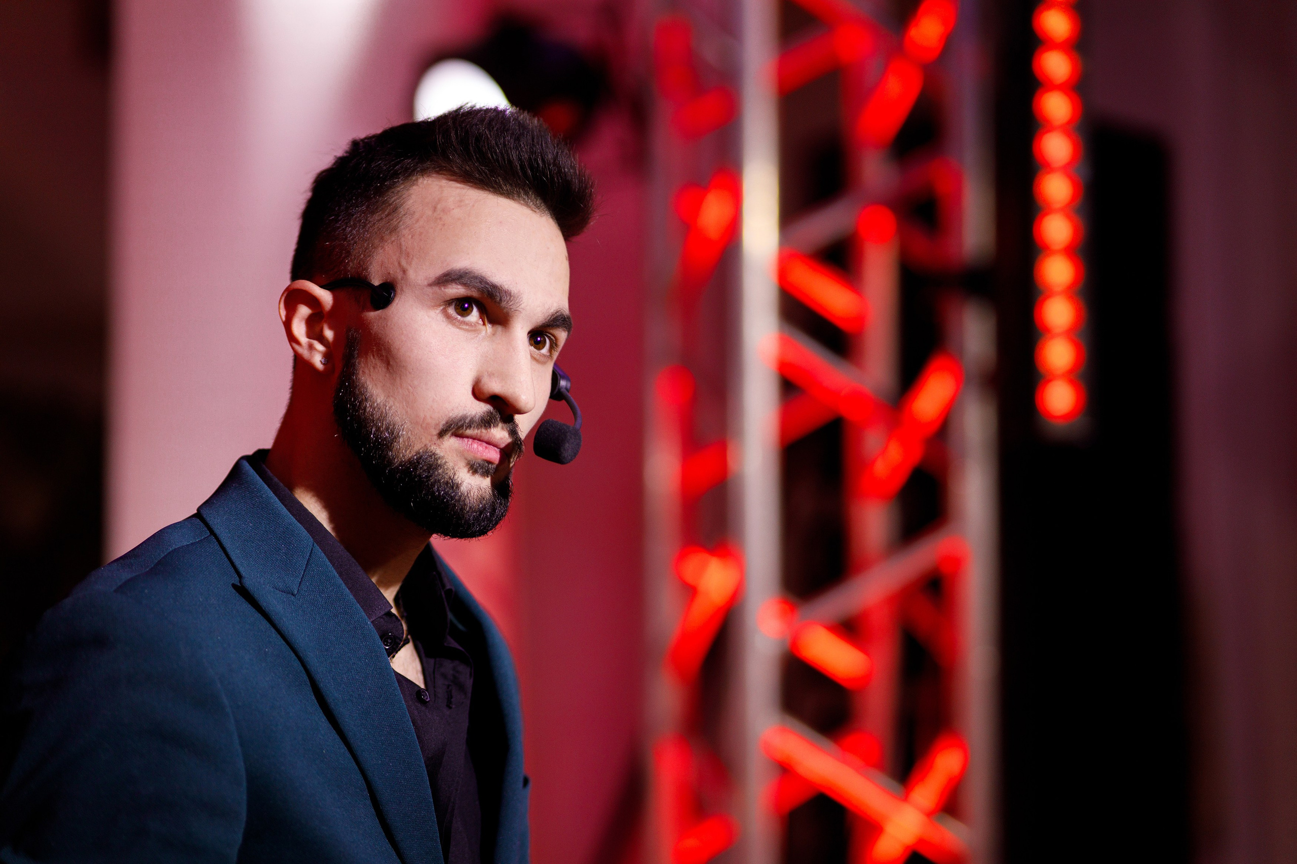 Награждение победителя конкурса «Учитель Года» г. Горнозаводск. Фотограф Дмитрий Молчанов | Фотограф Пермь | Фотограф