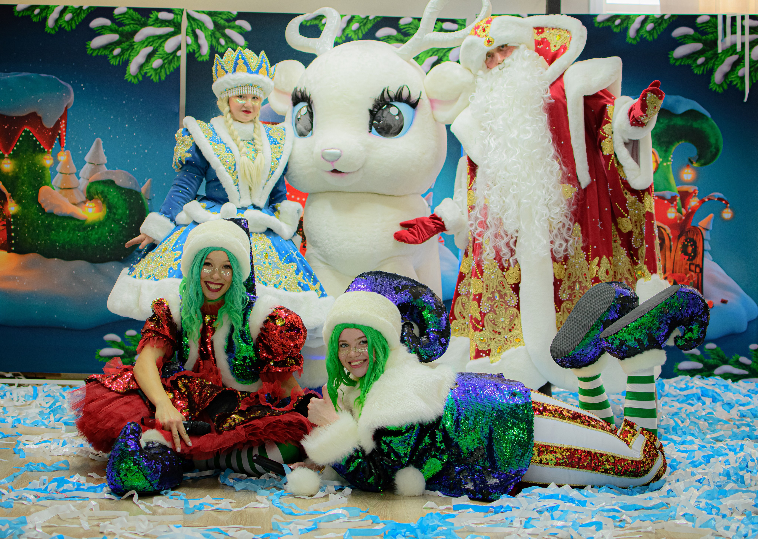 HAPPY NEW YEAR. Photokarish