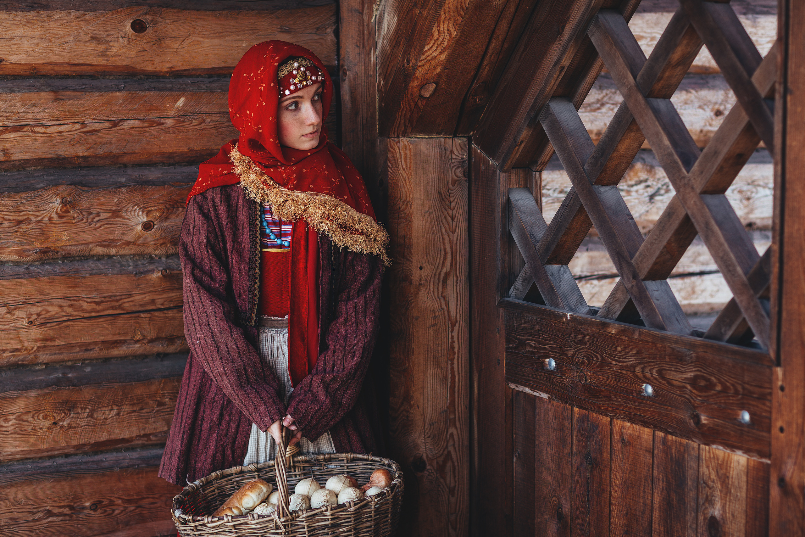 РУССКО-НАРОДНЫЕ МОТИВЫ. Портретный фотограф Микаэлла Сперанская
