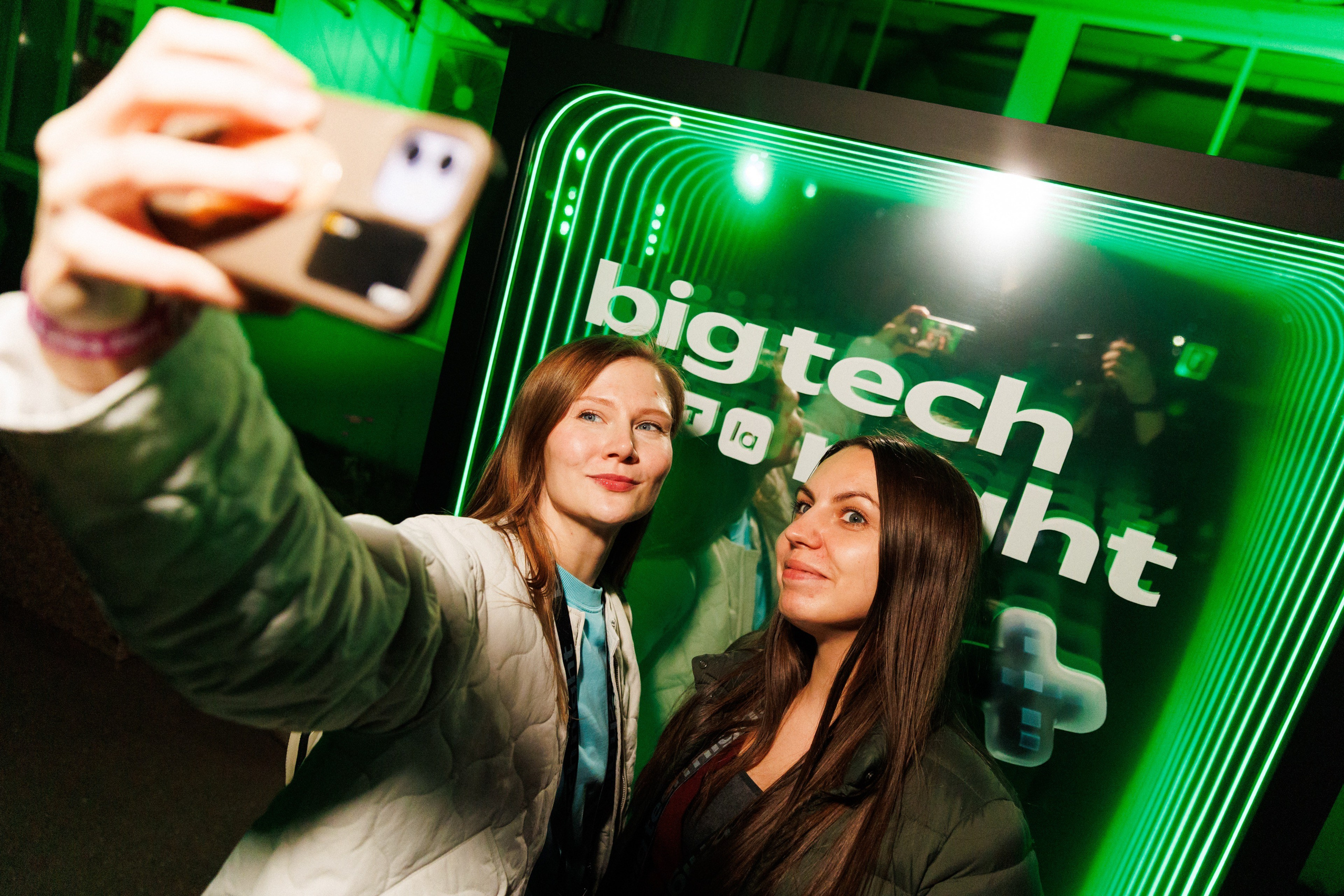 BIG TECH NIGHT — Площадка X5. Коммерческий фотограф в Москве — Антон Ермаков