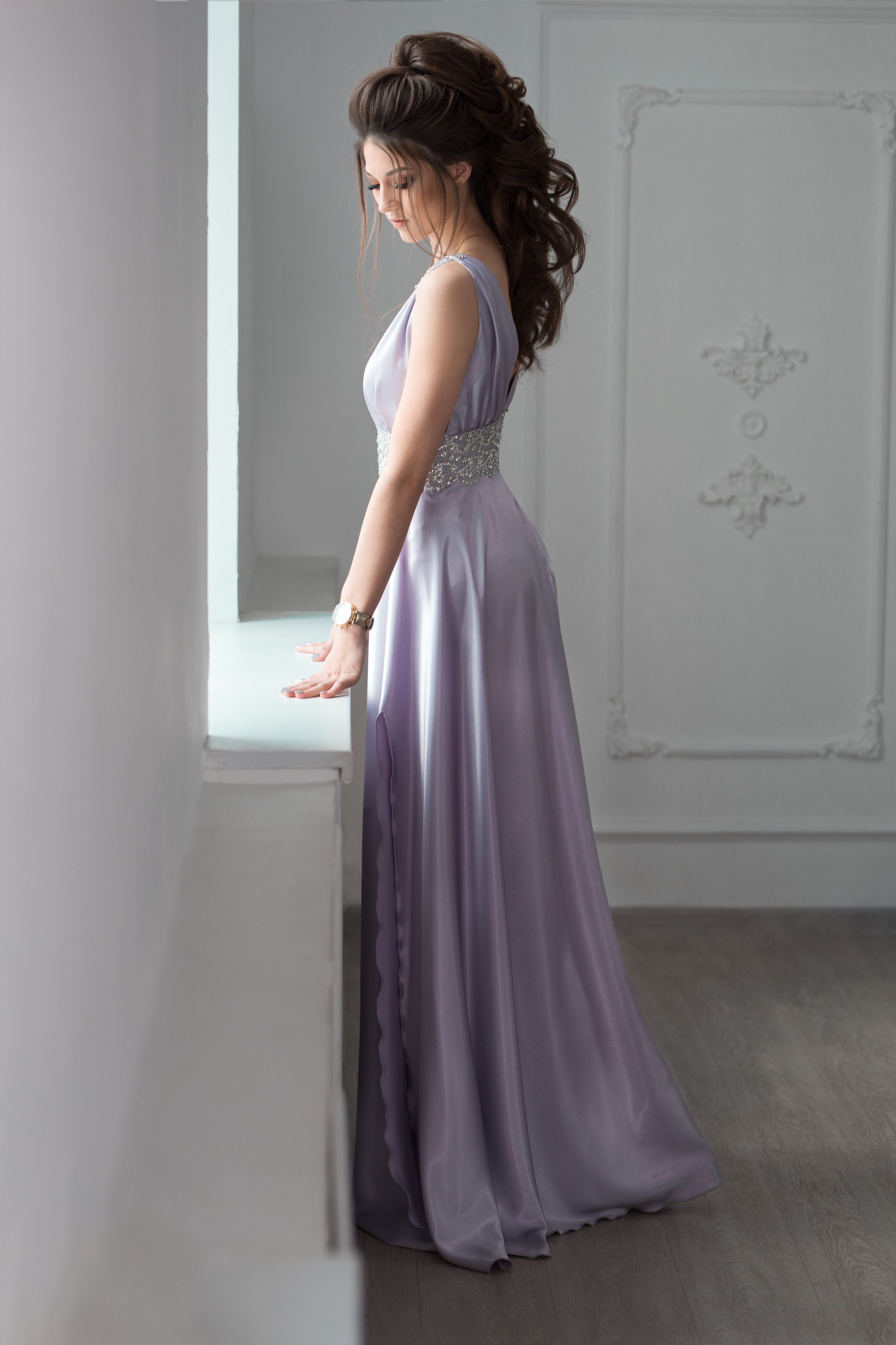 Студийная съемка в интерьере с Валерией в формате для «себя»