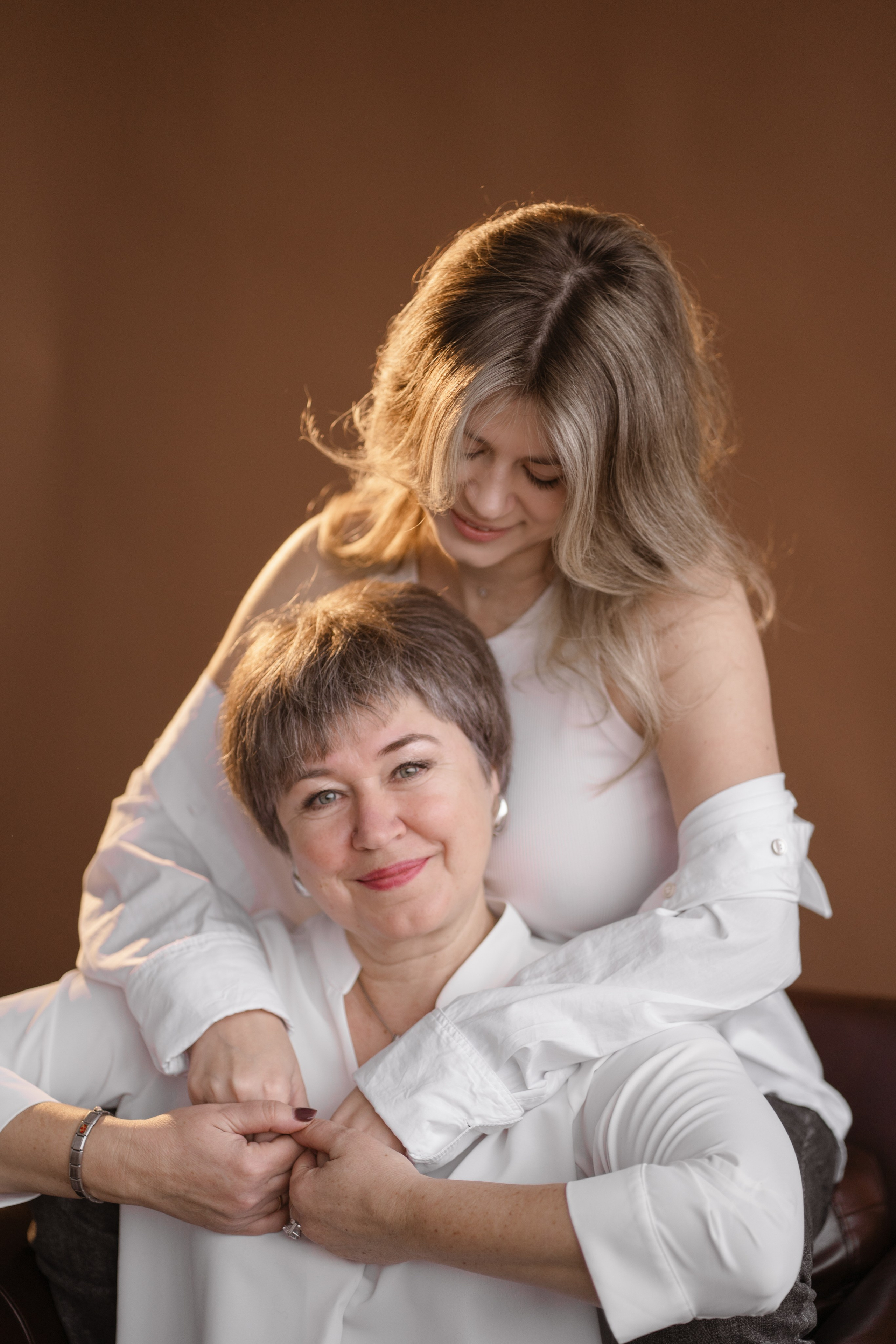 Мама с дочками. Семейный фотограф, фотосессия беременности в Новосибирске Кристина Киб