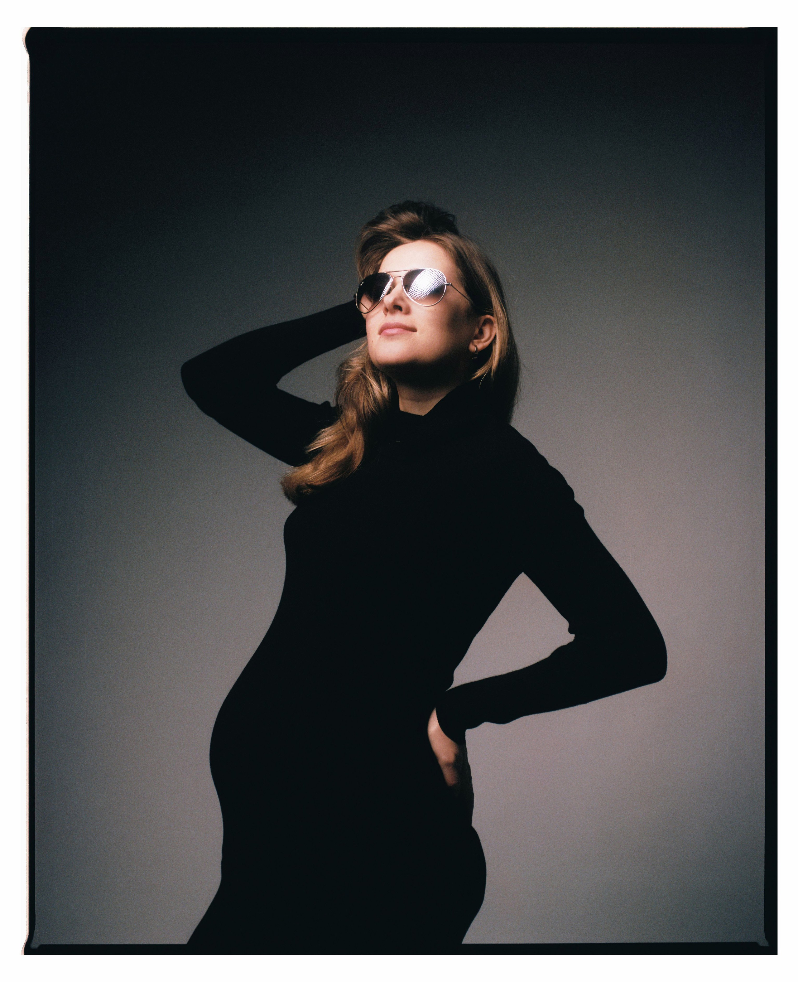 В ожидании. Фотоателье и полиграфия | Красивые фотосессии, сувениры с фото | Ремонт смартфонов, ноутбуков и техники в Коломне Zinovyev Team