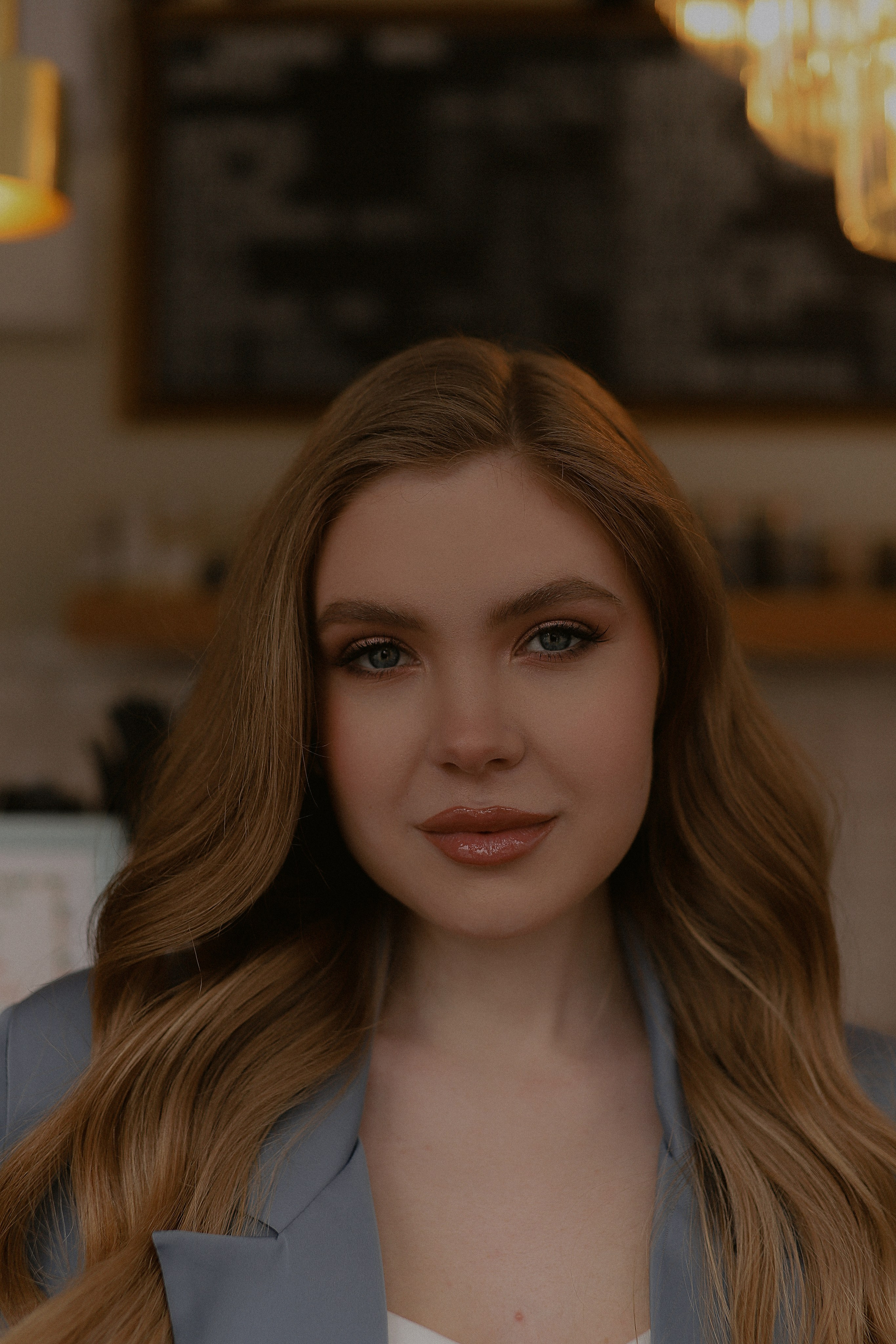 Елизавета, съемка в кофейне