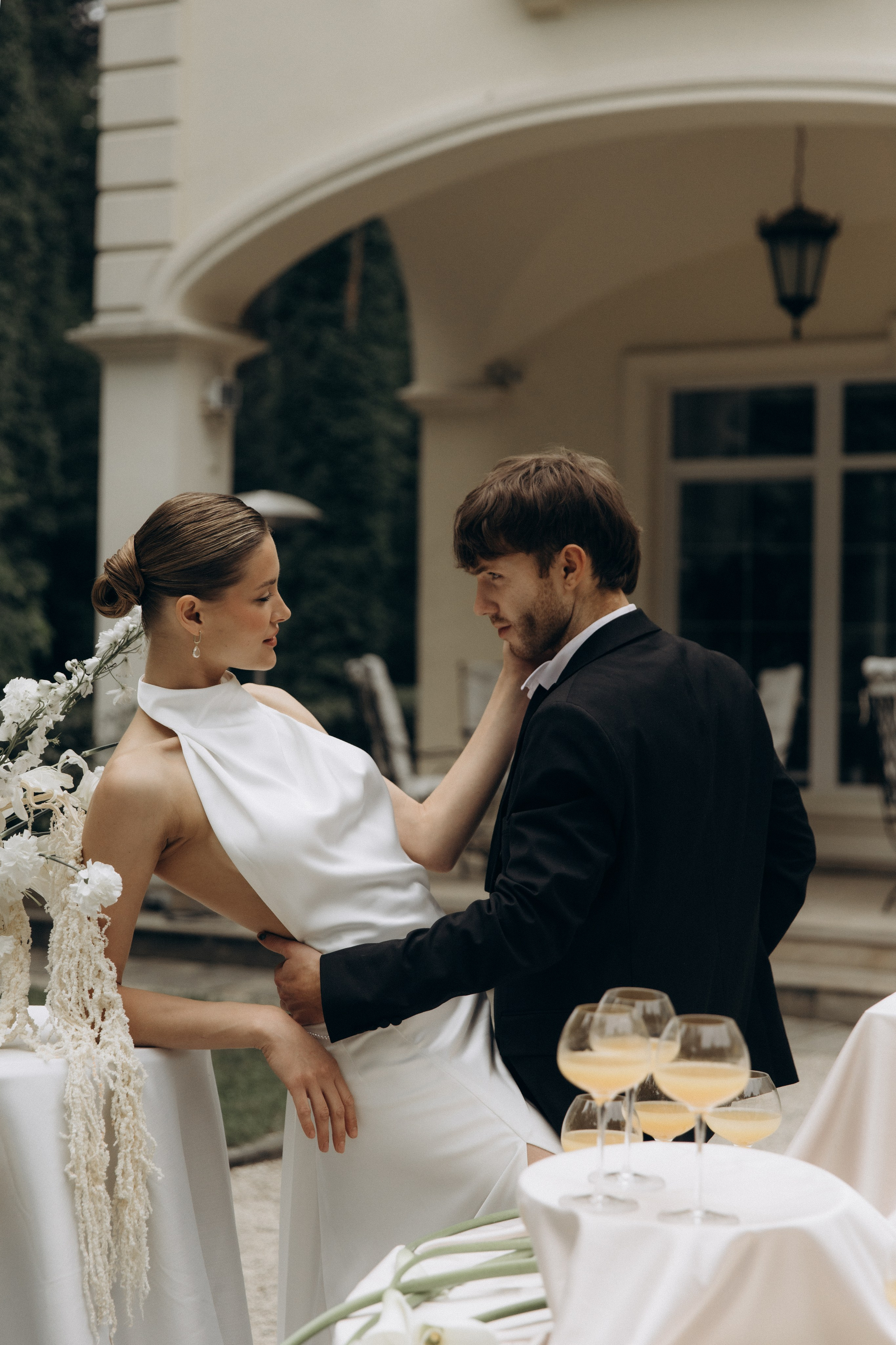 Свадебная фотосессия с ретро-автомобилем. Свадебный фотограф Москва Павел Фетисов