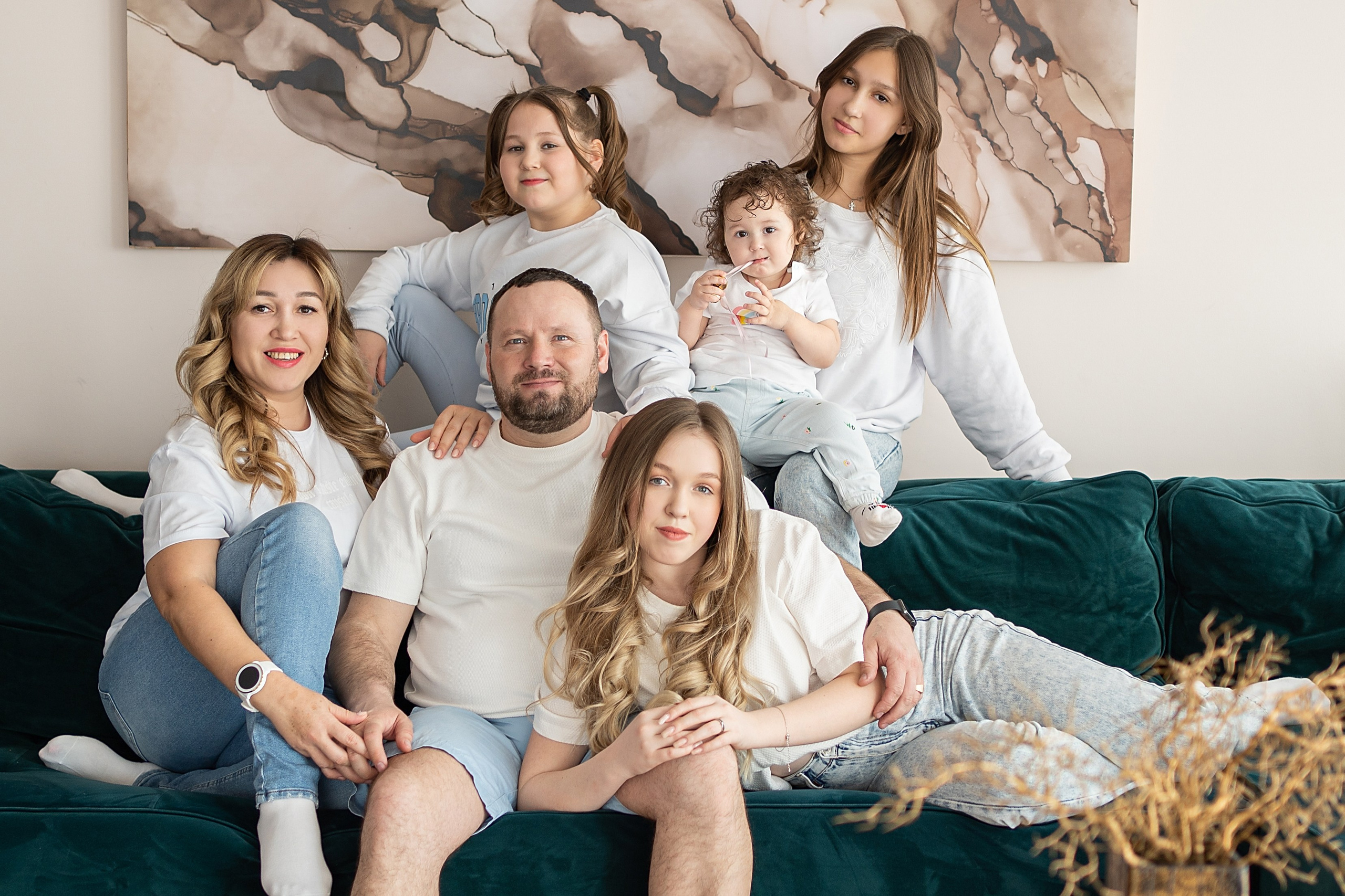 Четыре доченьки. Главная