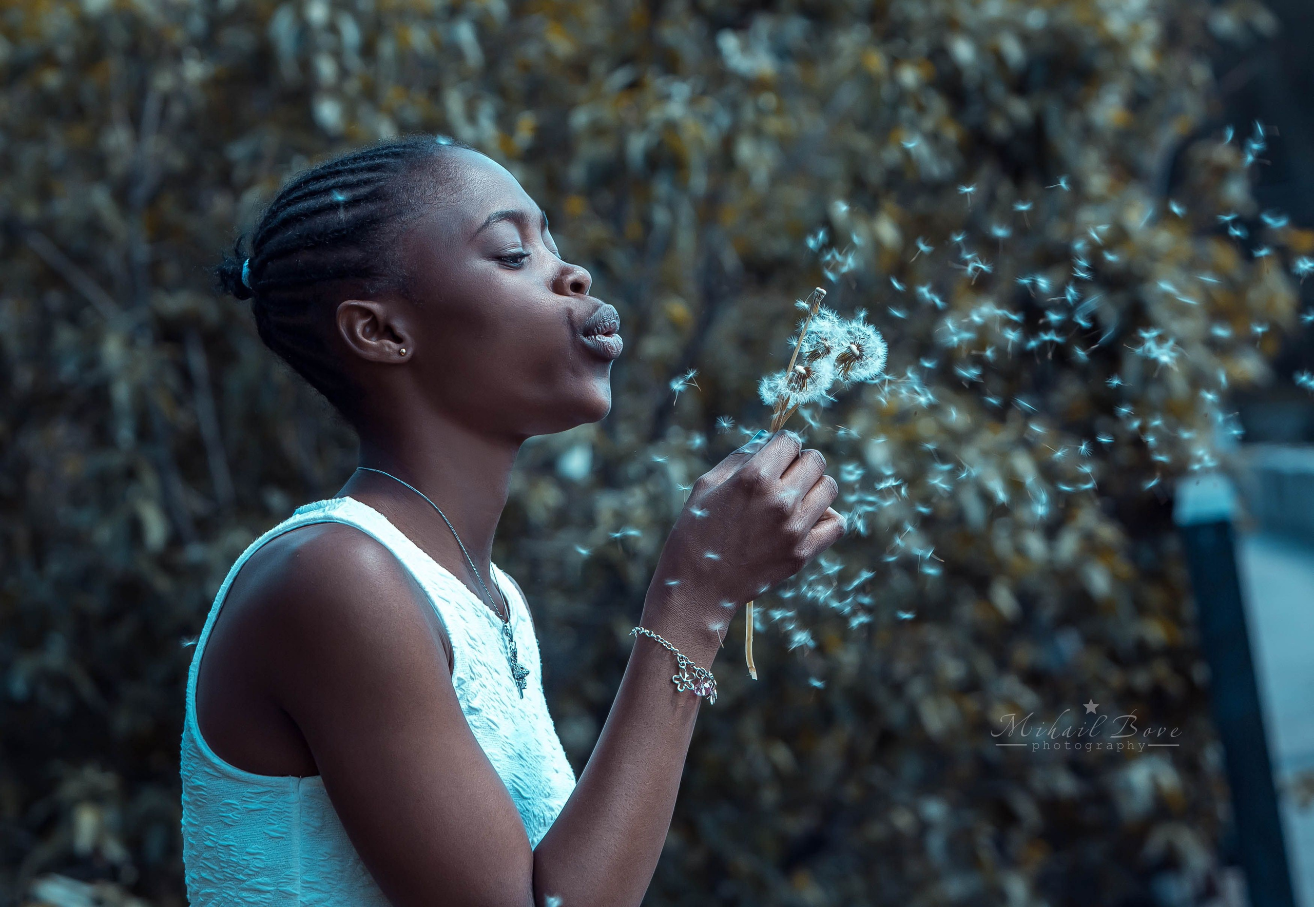Эксперименты. Фотограф для маркетплейсов Михаил Бове