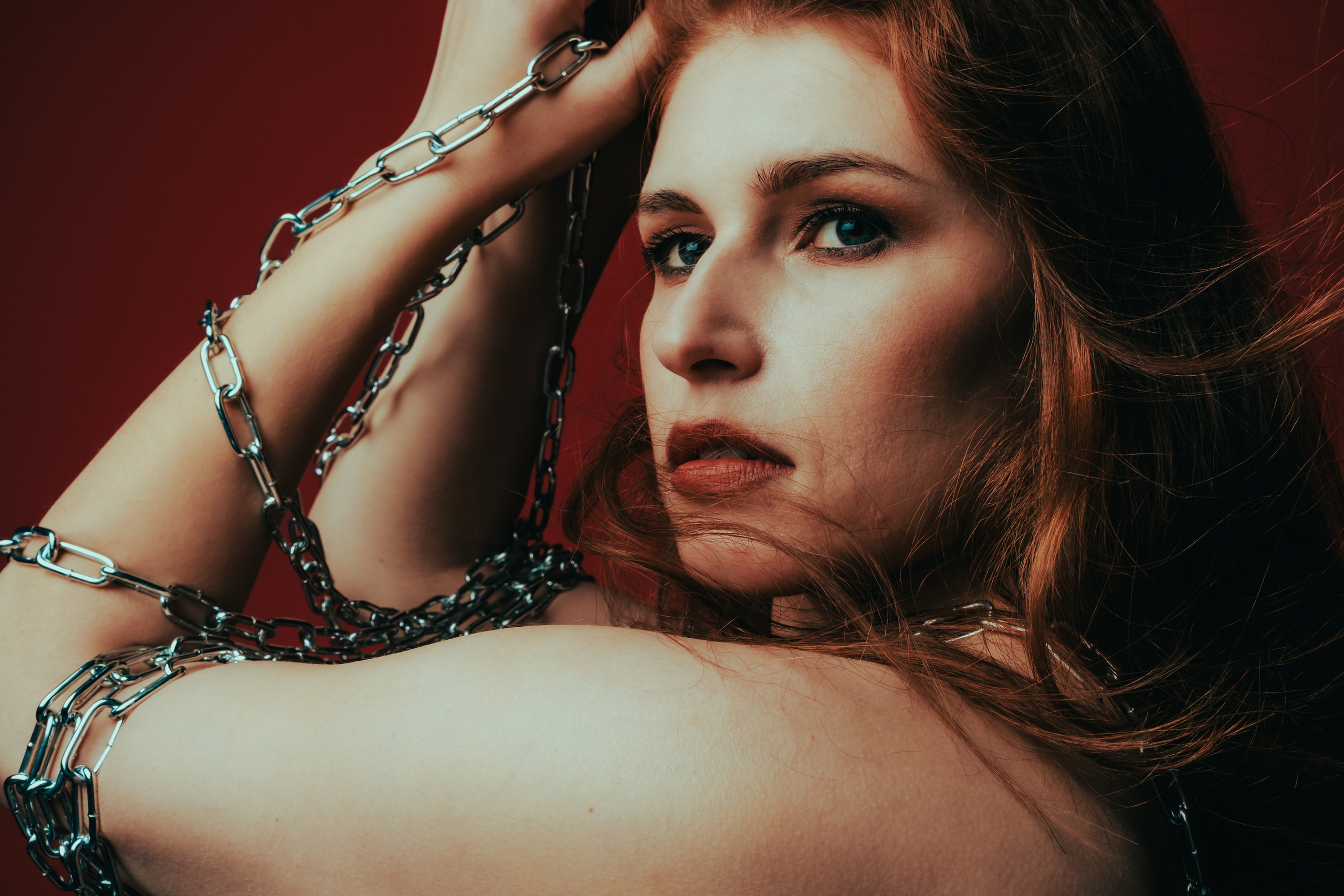 Студийные съемки. Ilya Cube коммерческий фотограф Ярославль | Москва. Индивидуальные съемки, съемки для брендов и компаний