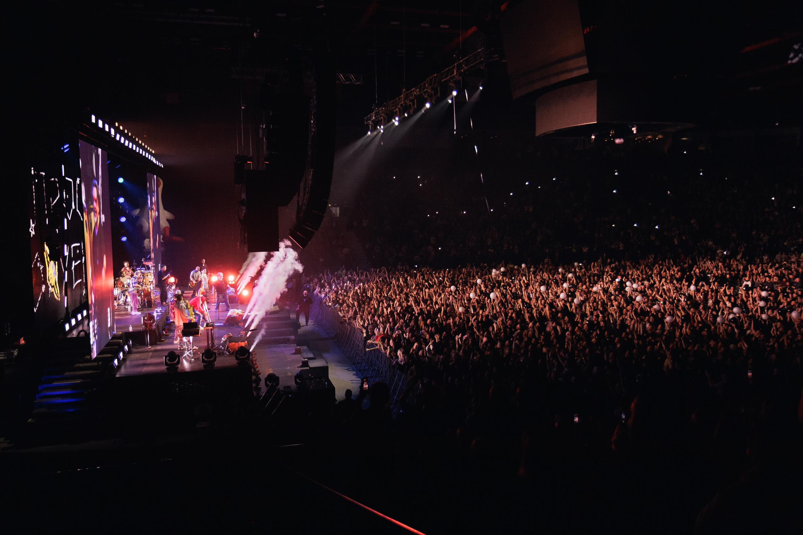 Концерт группы «Ленинград». Ярославль. 2026. Репортажный фотограф. Ярославль. Мелюшин Александр