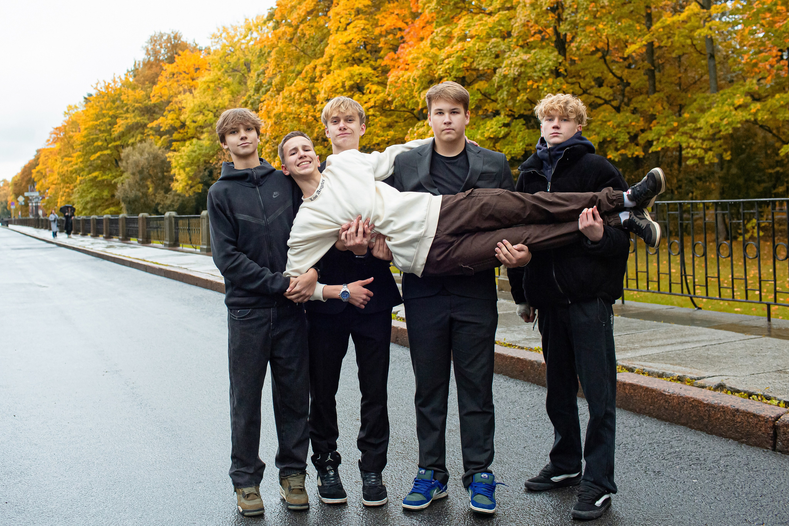 Осень. Старшая школа. Свадебный, семейный, детский фотограф в Санкт-Петербурге