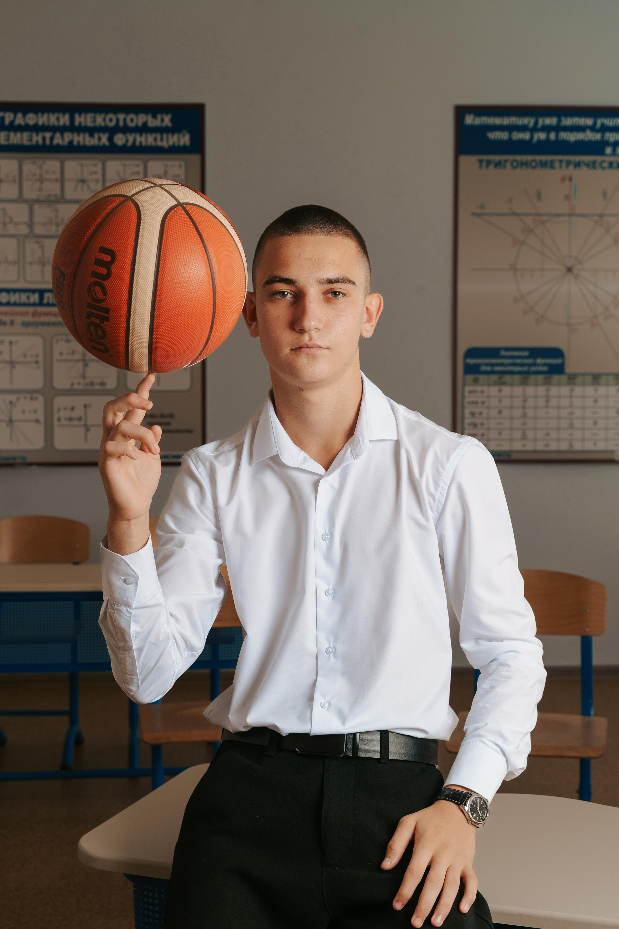 Школьные альбомы в Ростове-на-Дону от Дворчанского