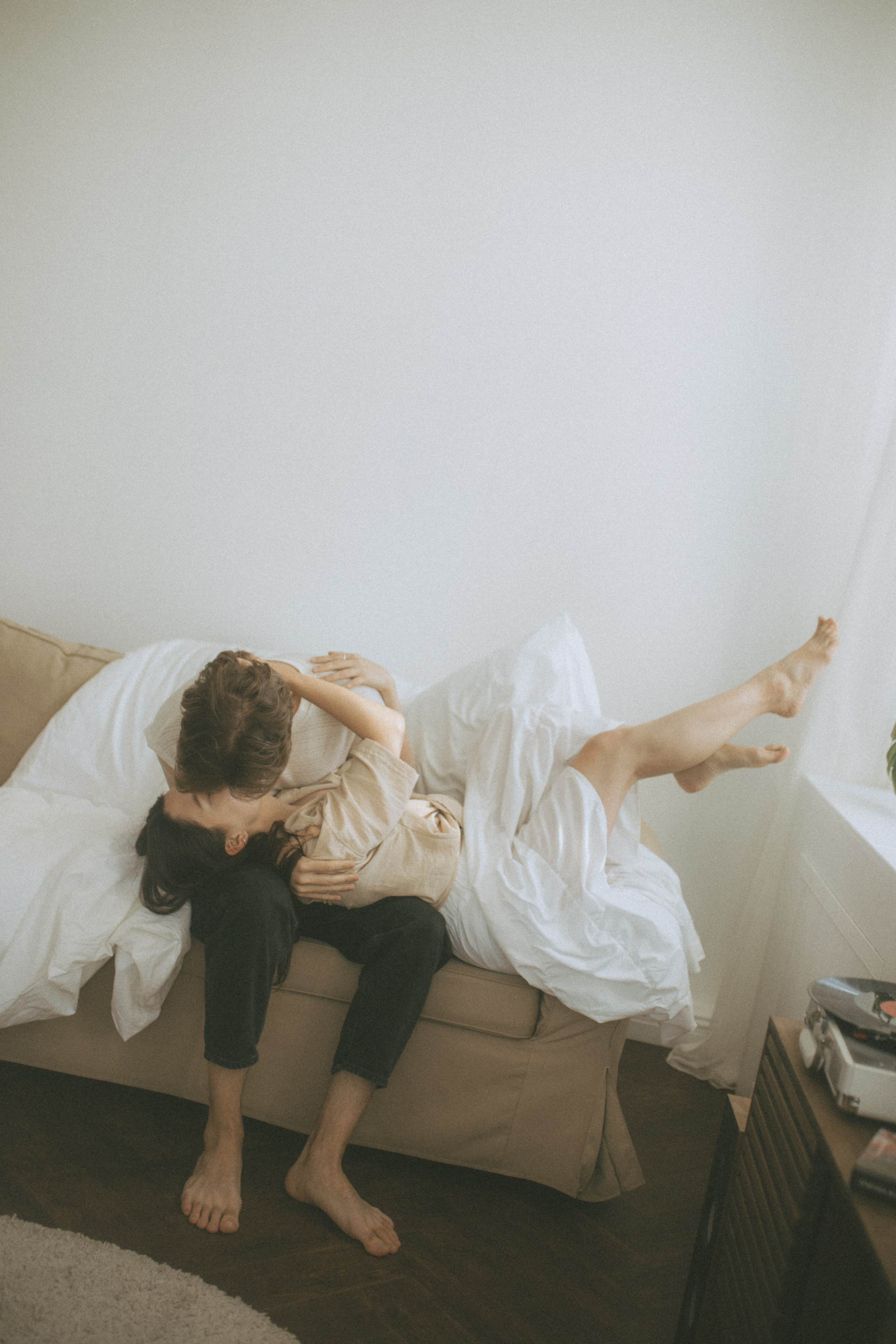 Артур и Гульназ в студии. Свадебный фотограф Казань