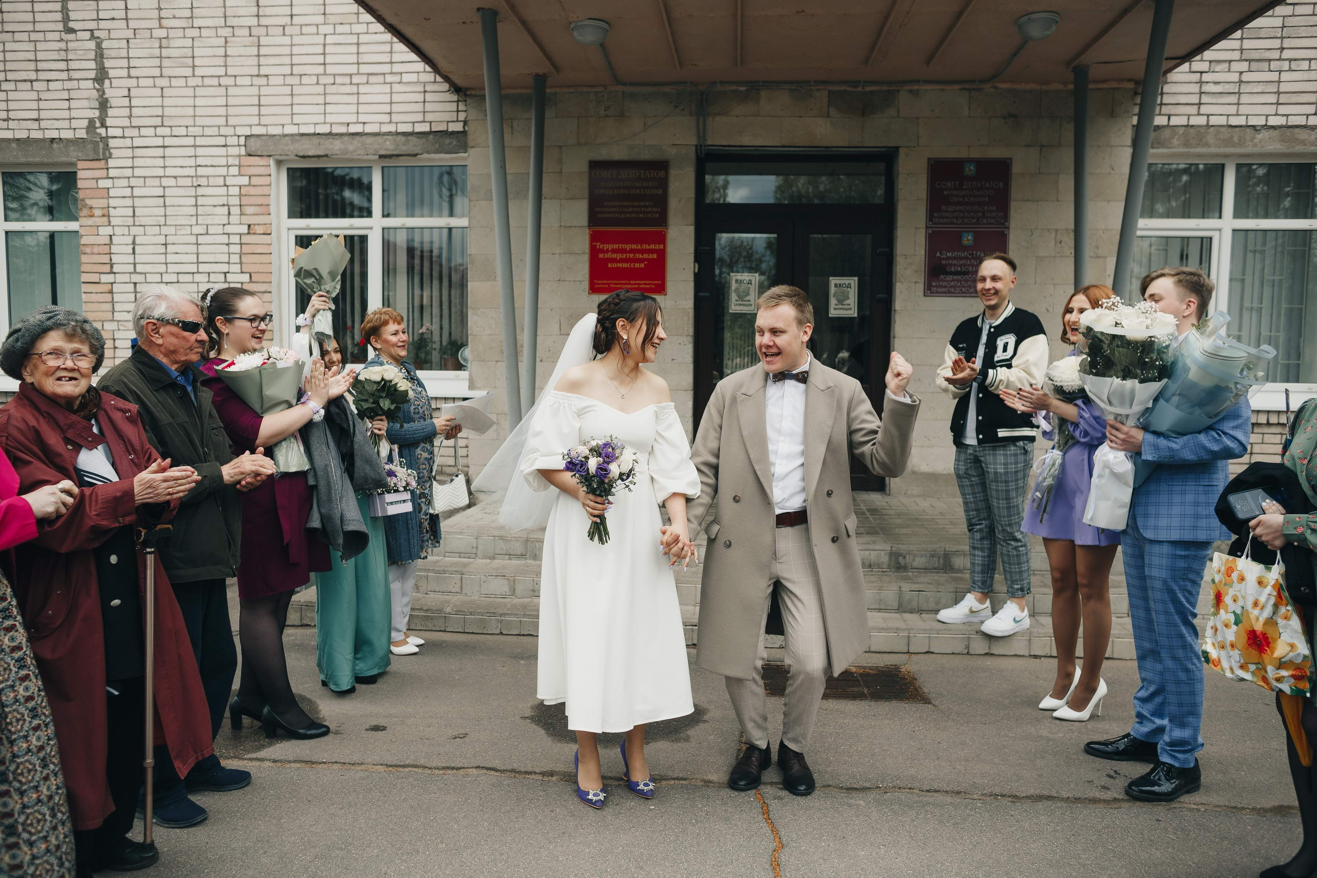 Свадьба в Лодейном Поле. Свадебный фотограф Игорь Брундасов 8PHOTO на свадьбу венчание загс СПб