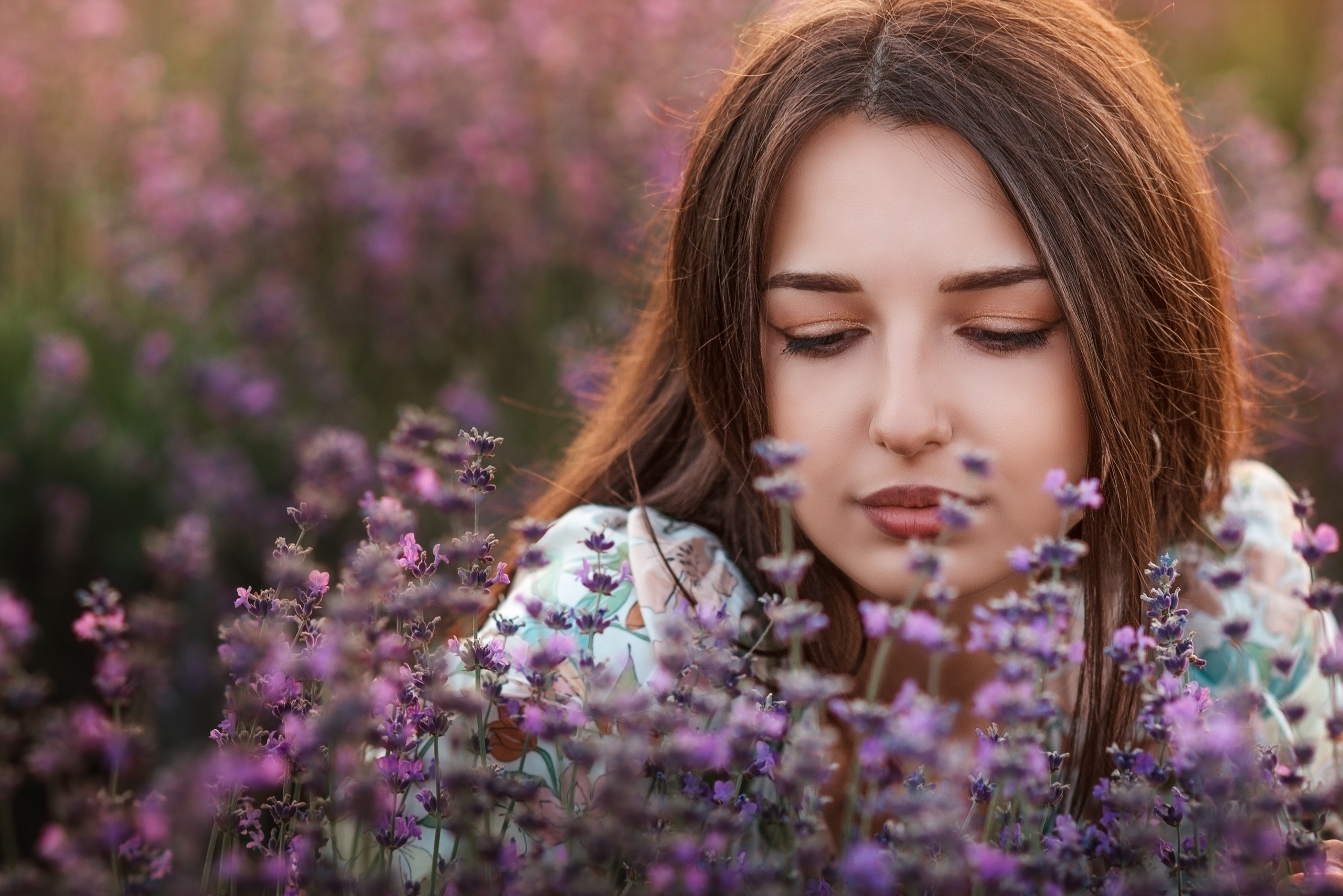 Фотосессия в лавандовом поле. Прогулочная фотосессия в Крыму. Фотограф в Симферополе Ольга Топоривская. Красивые места для фотосессий в Крыму.