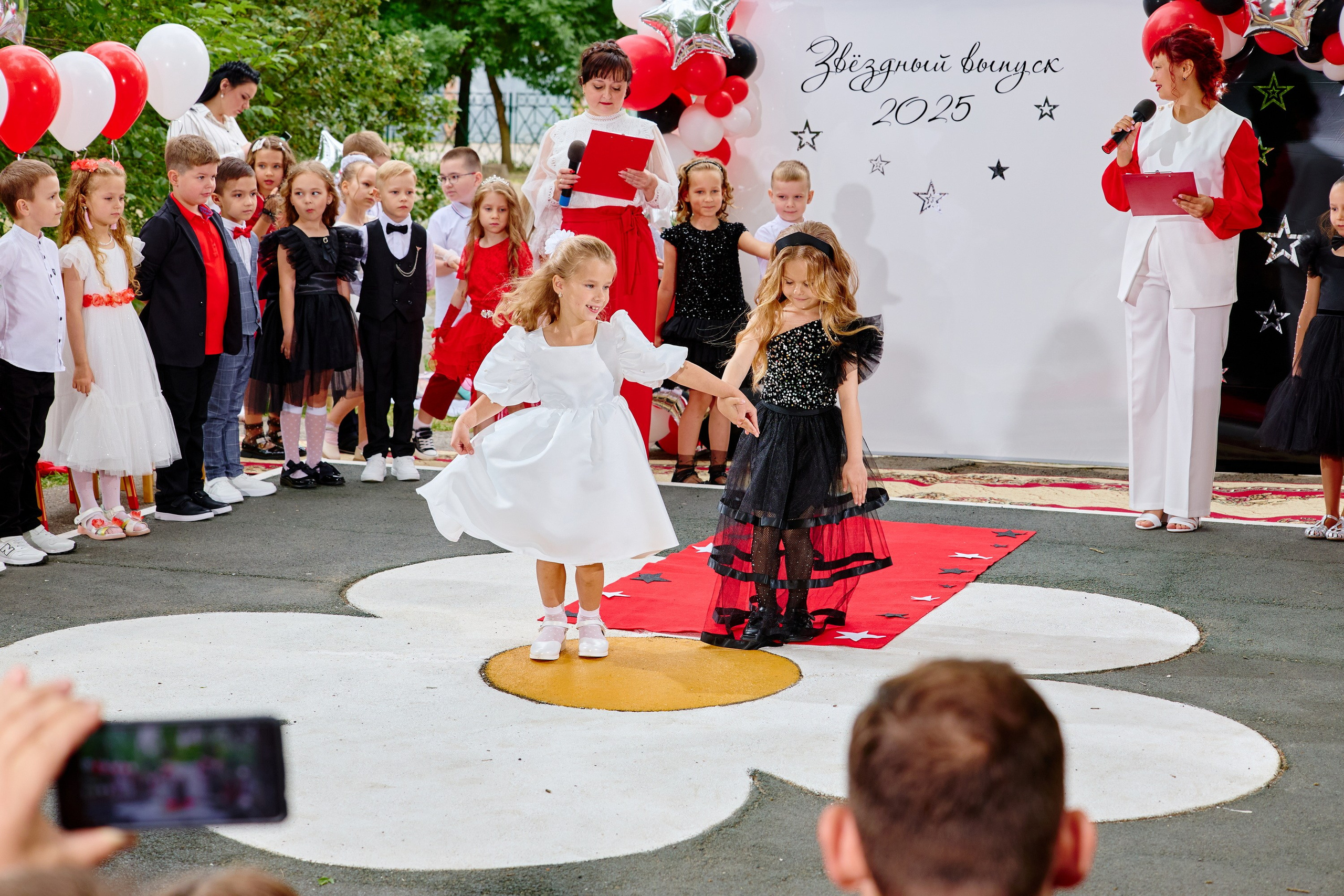 Выпускной 45 сад. Фотограф Выпускные альбомы Таганрог Сергей Коробченко