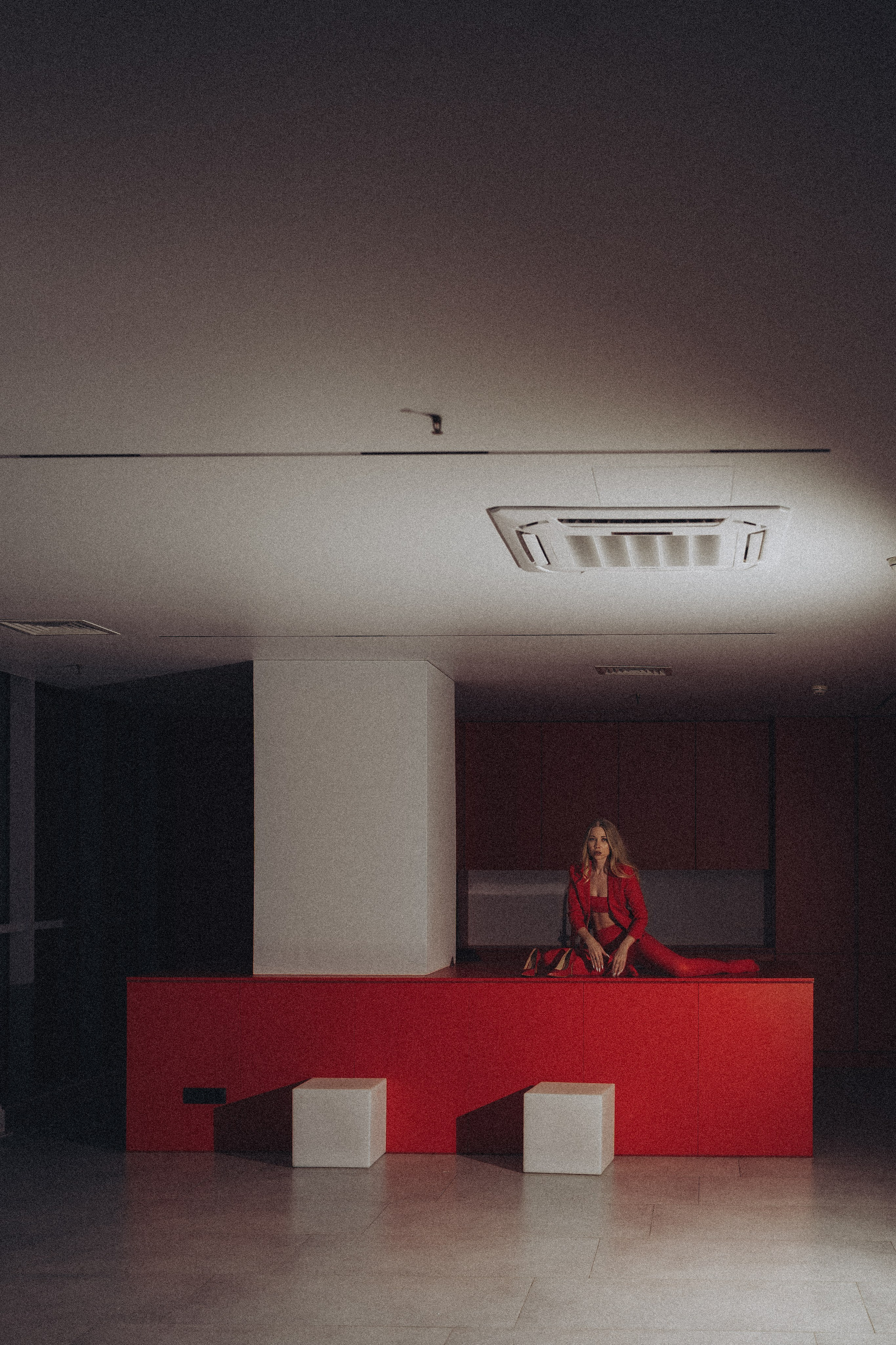 ФОТОСЕССИЯ К НОВОМУ ГОДУ В СТУДИИ С ЕЛОЧКОЙ КРАСИВЫЙ ОБРАЗ. Профессиональный фотограф, Санкт-Петербург — Виктория Богомолова