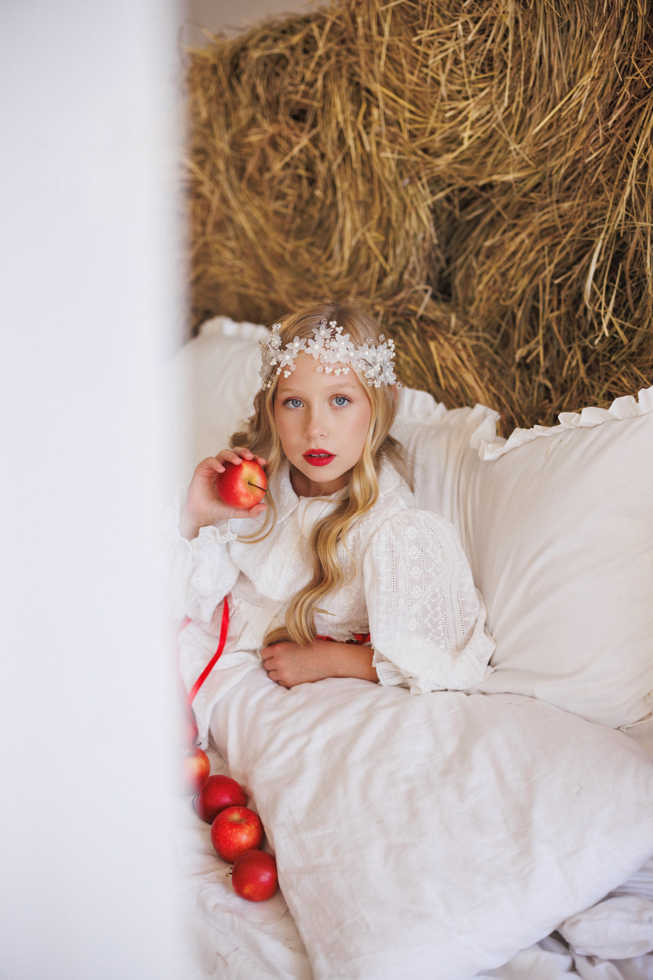 Фотосессия в современном Русском стиле. Фотостудия Лофт потолок, зал «Берлин», город Краснодар. Семейный и детский фотограф в Краснодаре Анна Трашкова