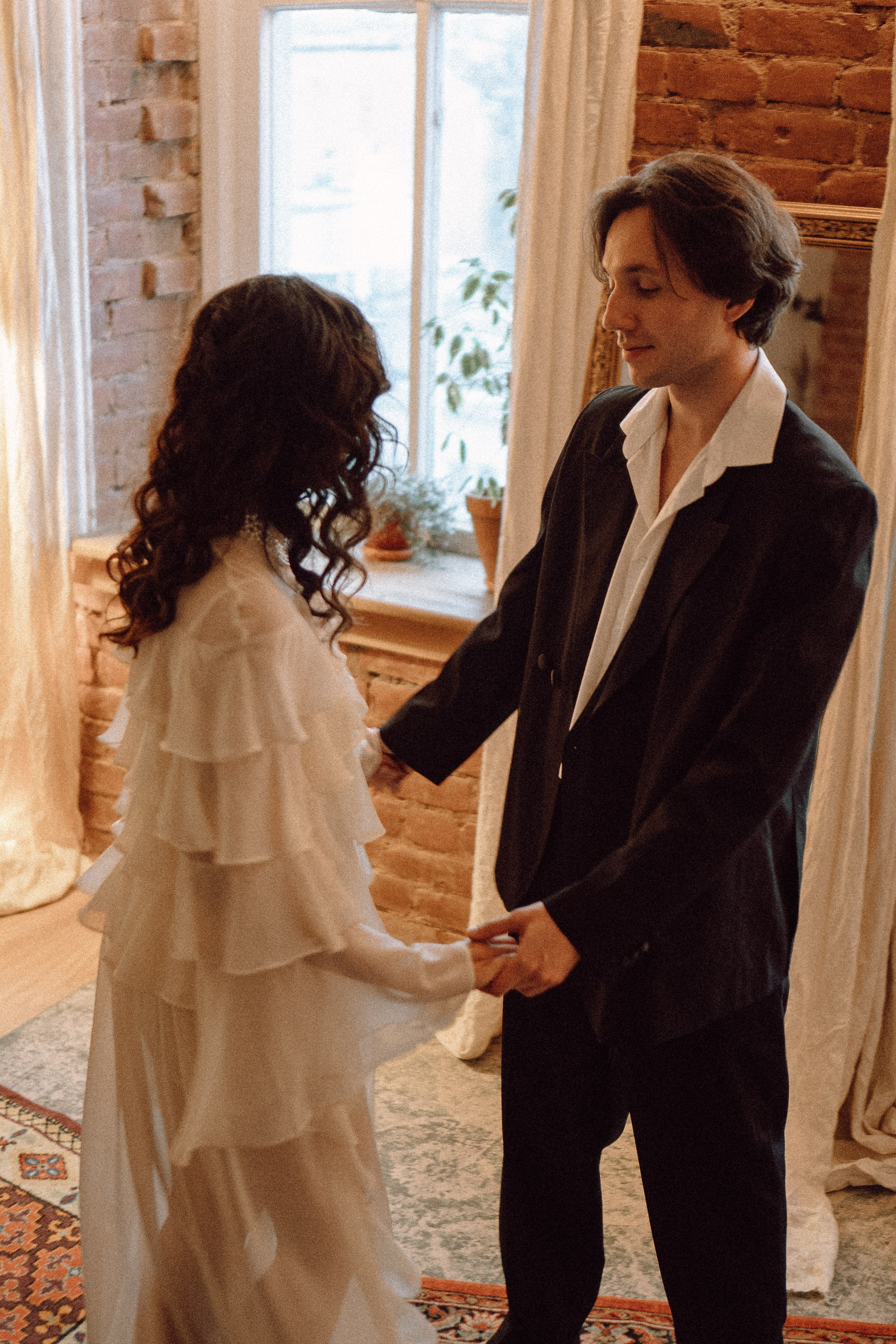 УТРО ЖЕНИХА И НЕВЕСТЫ В ФОТОСТУДИИ И ОСНОВНАЯ ФОТОСЕСИСИЯ ЗИМОЙ. Профессиональный фотограф, Санкт-Петербург — Виктория Богомолова