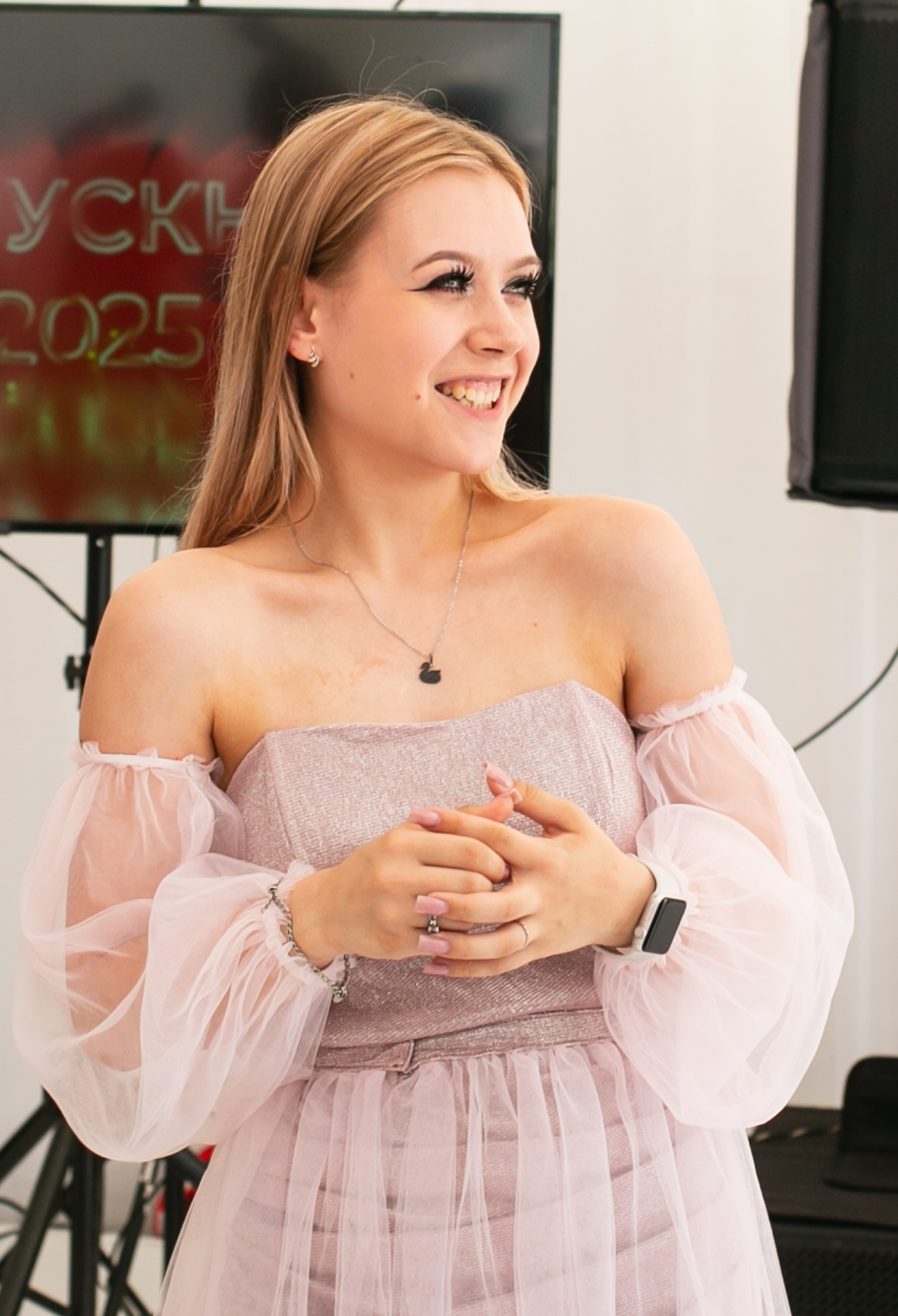 Выпускные и Утренники. Фотограф новорожденных и семейный фотограф НСО г. Бердск Марина Львова