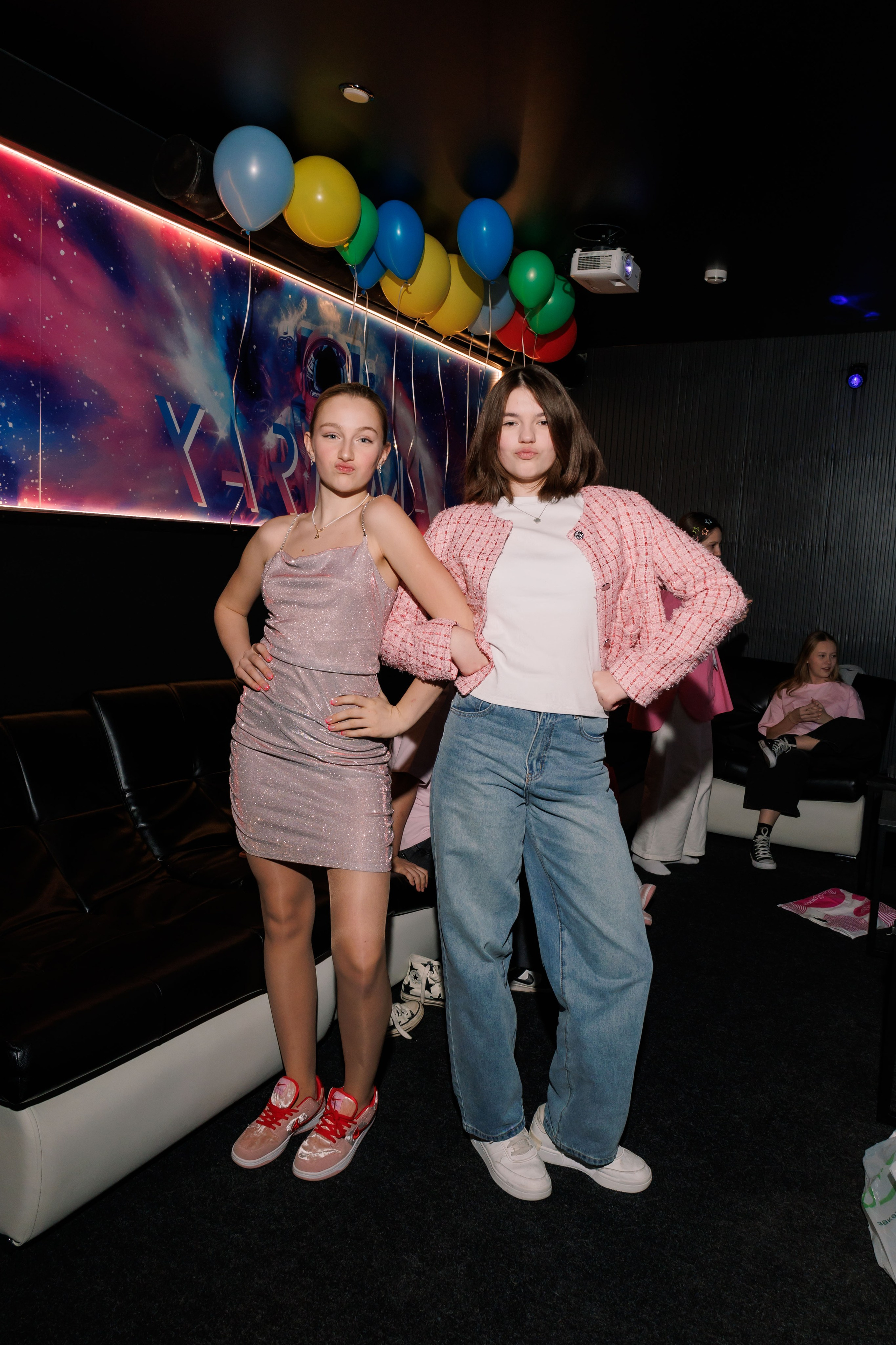 День Рождения в караоке. Фотограф в Москве Дмитрий Емельянов