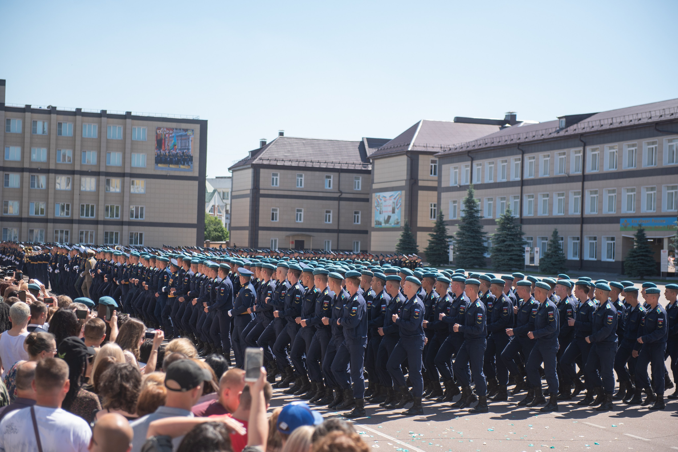 Выпускные высших учебных заведений. Свадебный и репортажный фотограф
