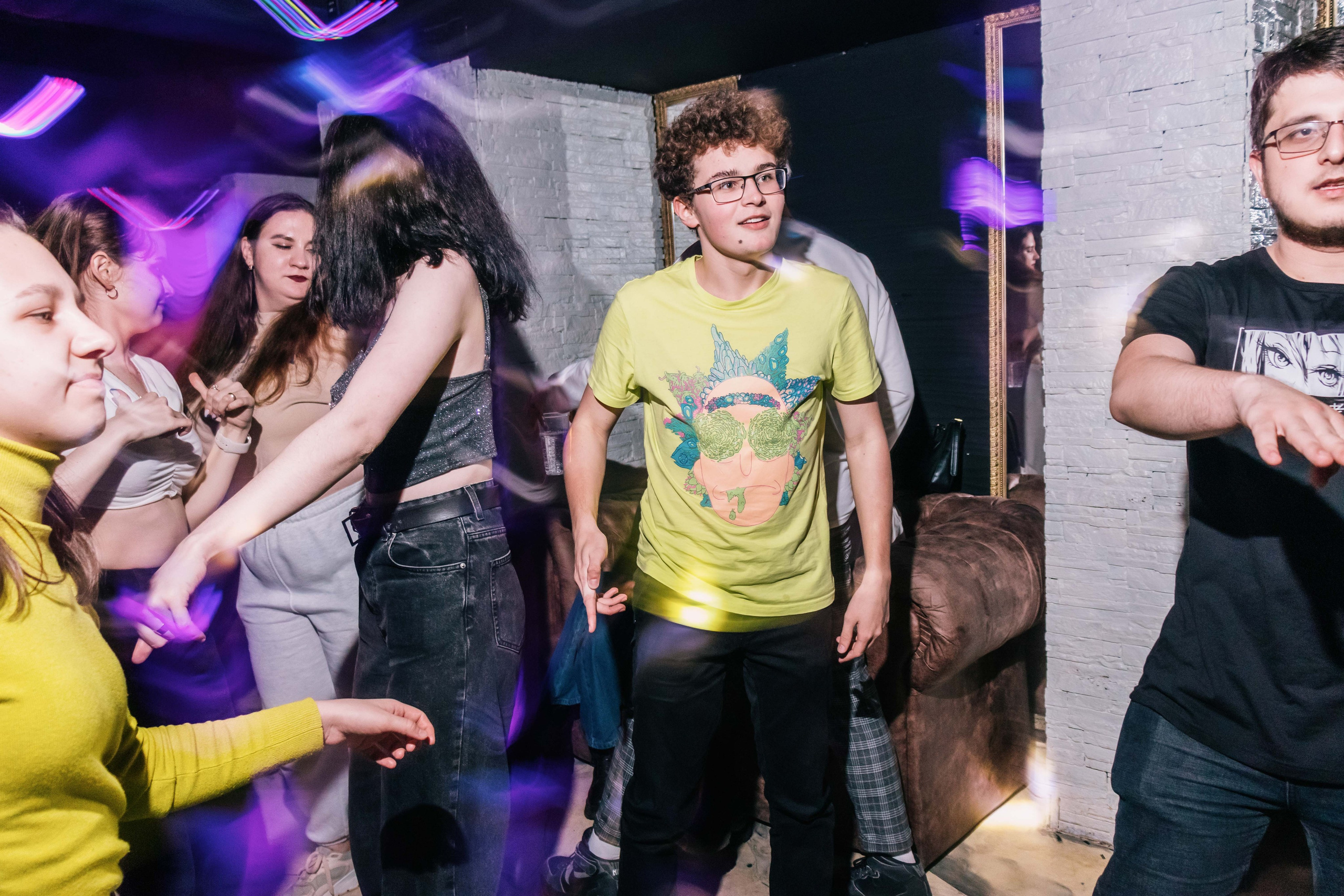 Вечеринка в лофт-пространстве. Фотограф в Москве Дмитрий Емельянов