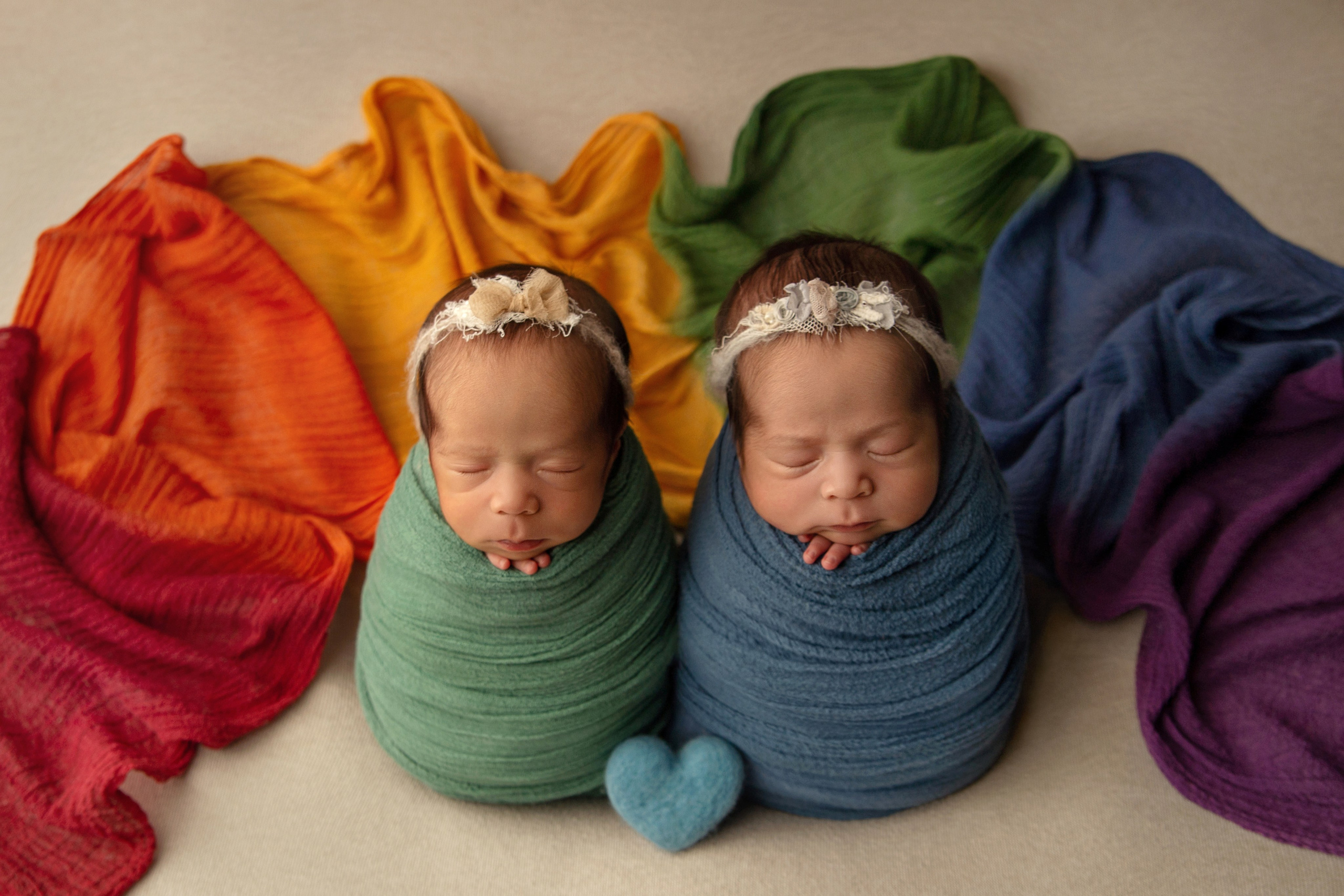 Новорожденные малыши. Фотограф Елена Зуйкова