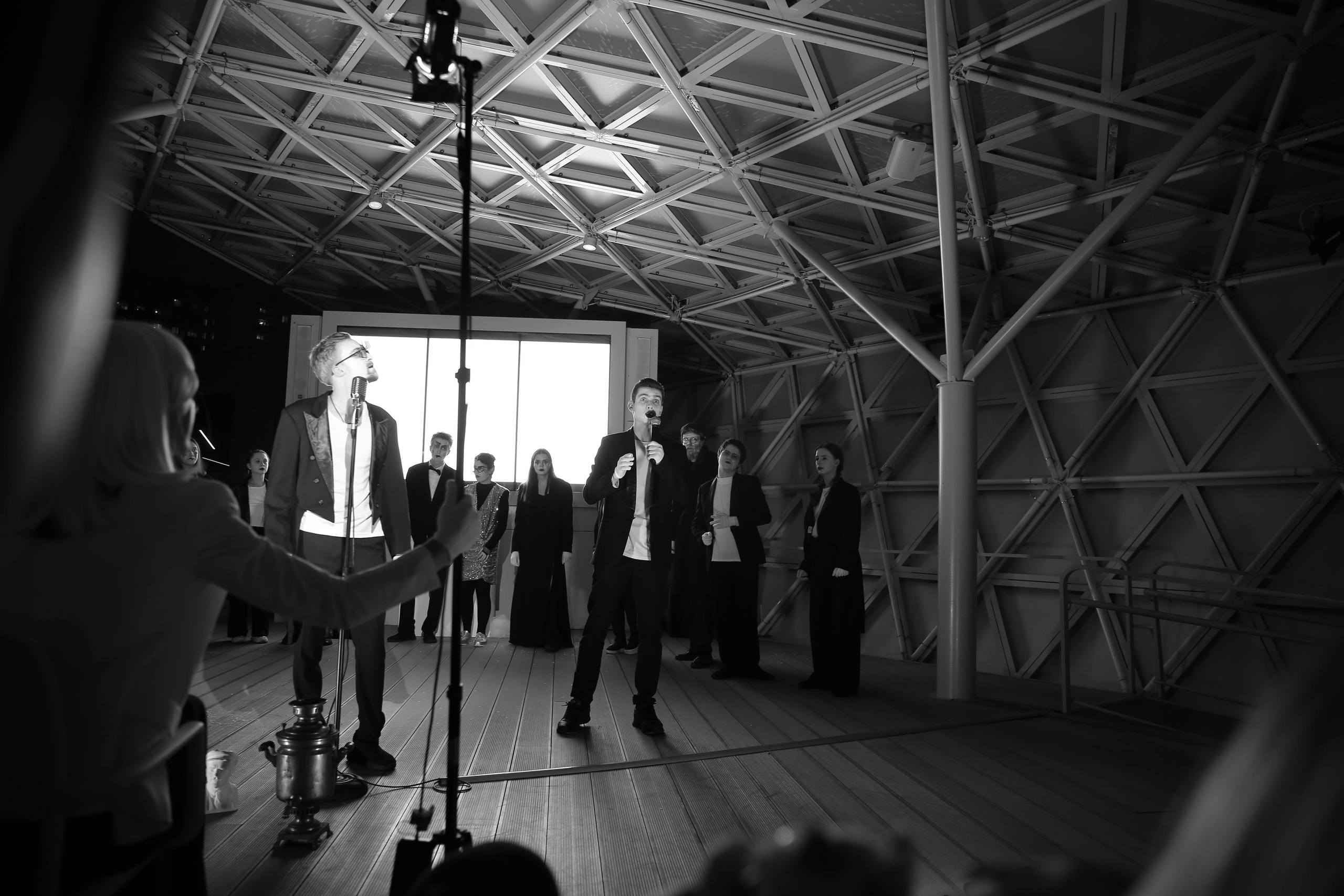 Перфоманс «Жизнь насекомых». ZAGLADIN Bureau