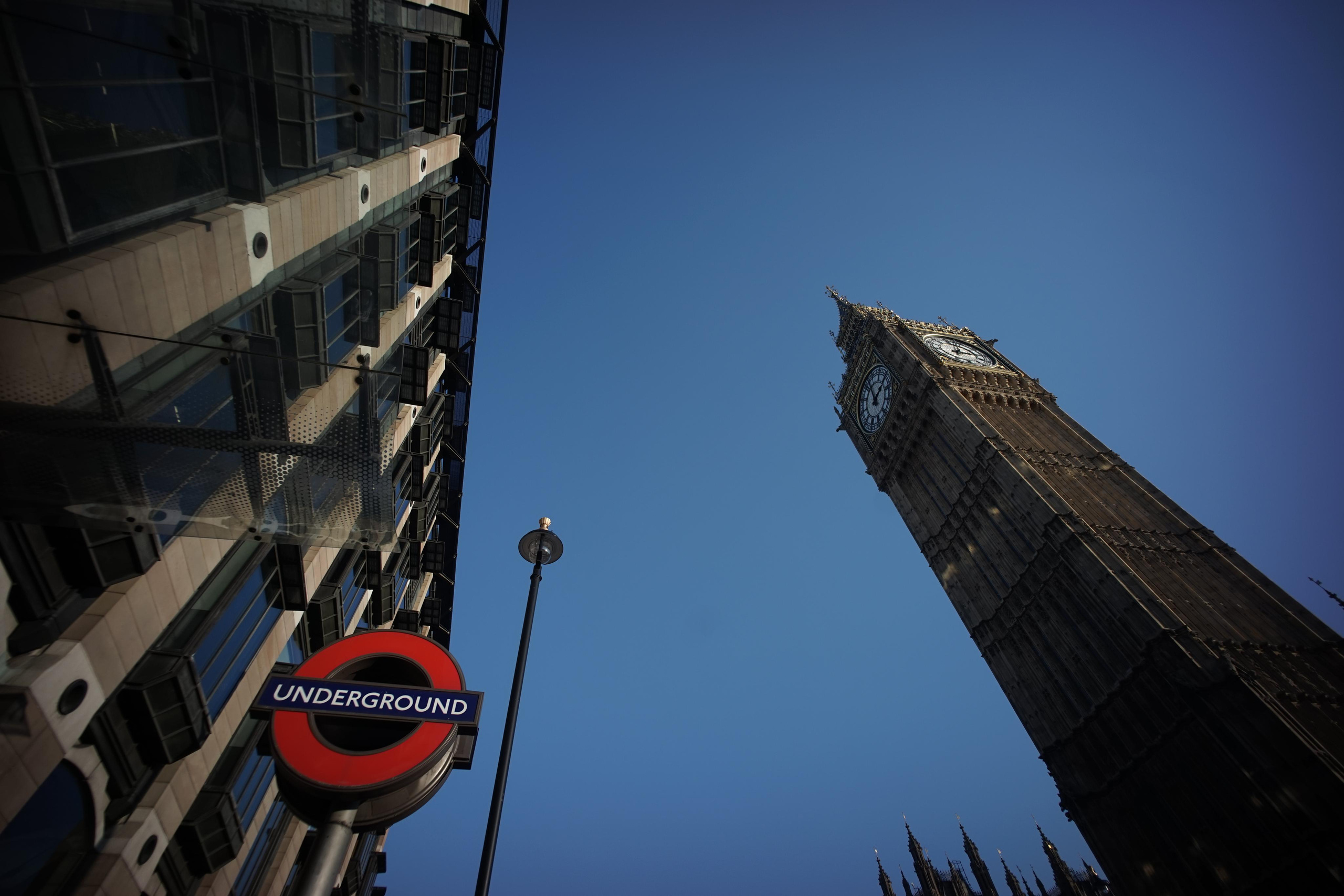 Лондон. ZAGLADIN Bureau