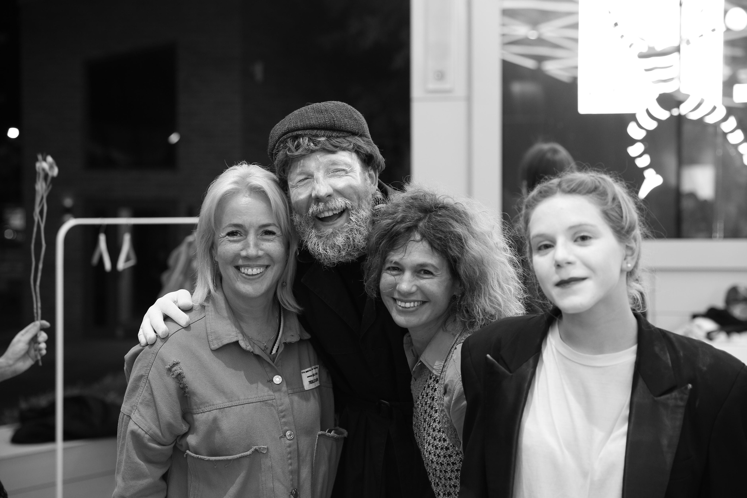 Перфоманс «Жизнь насекомых». ZAGLADIN Bureau