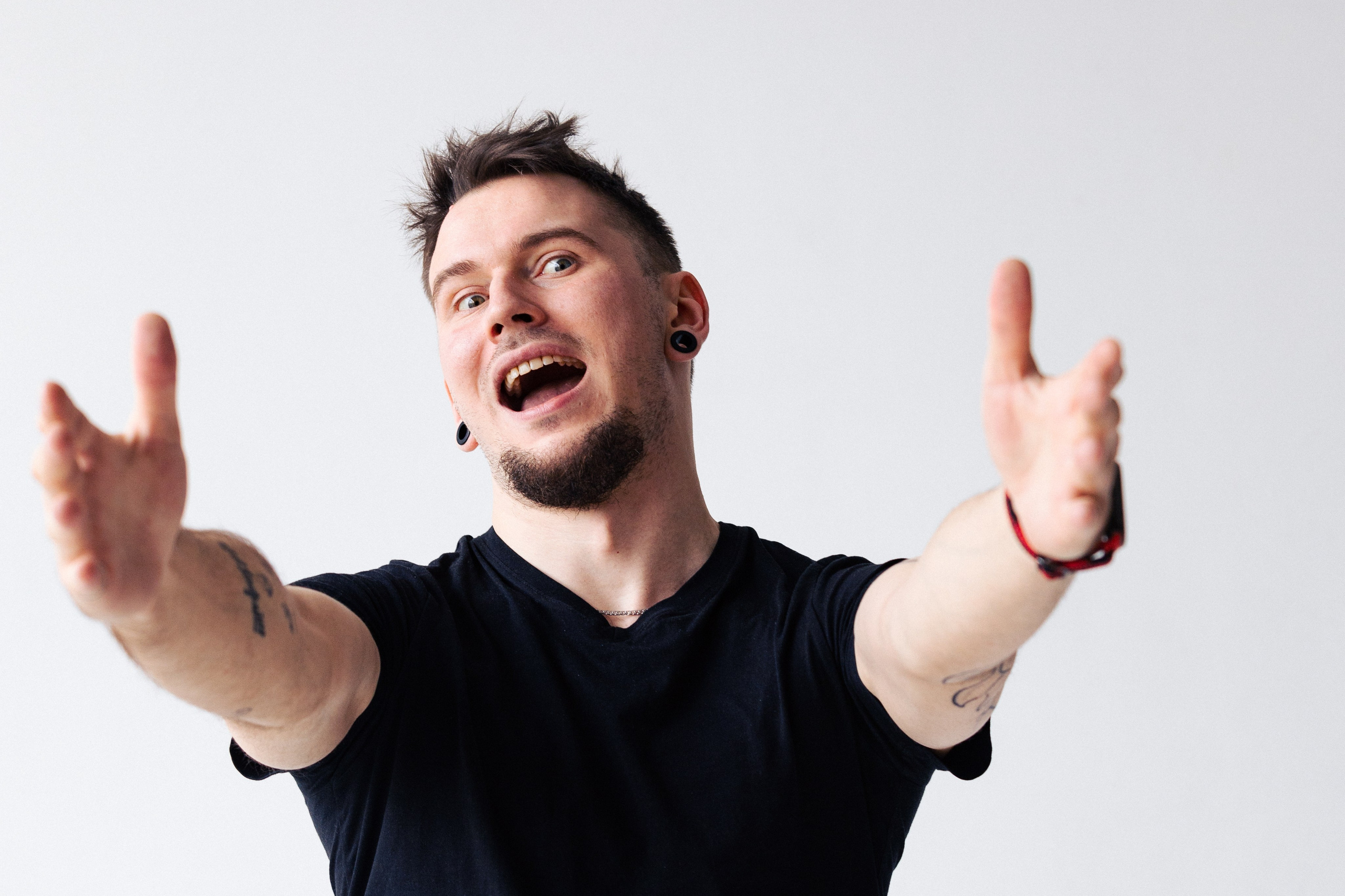 Маша и Лев. Студия