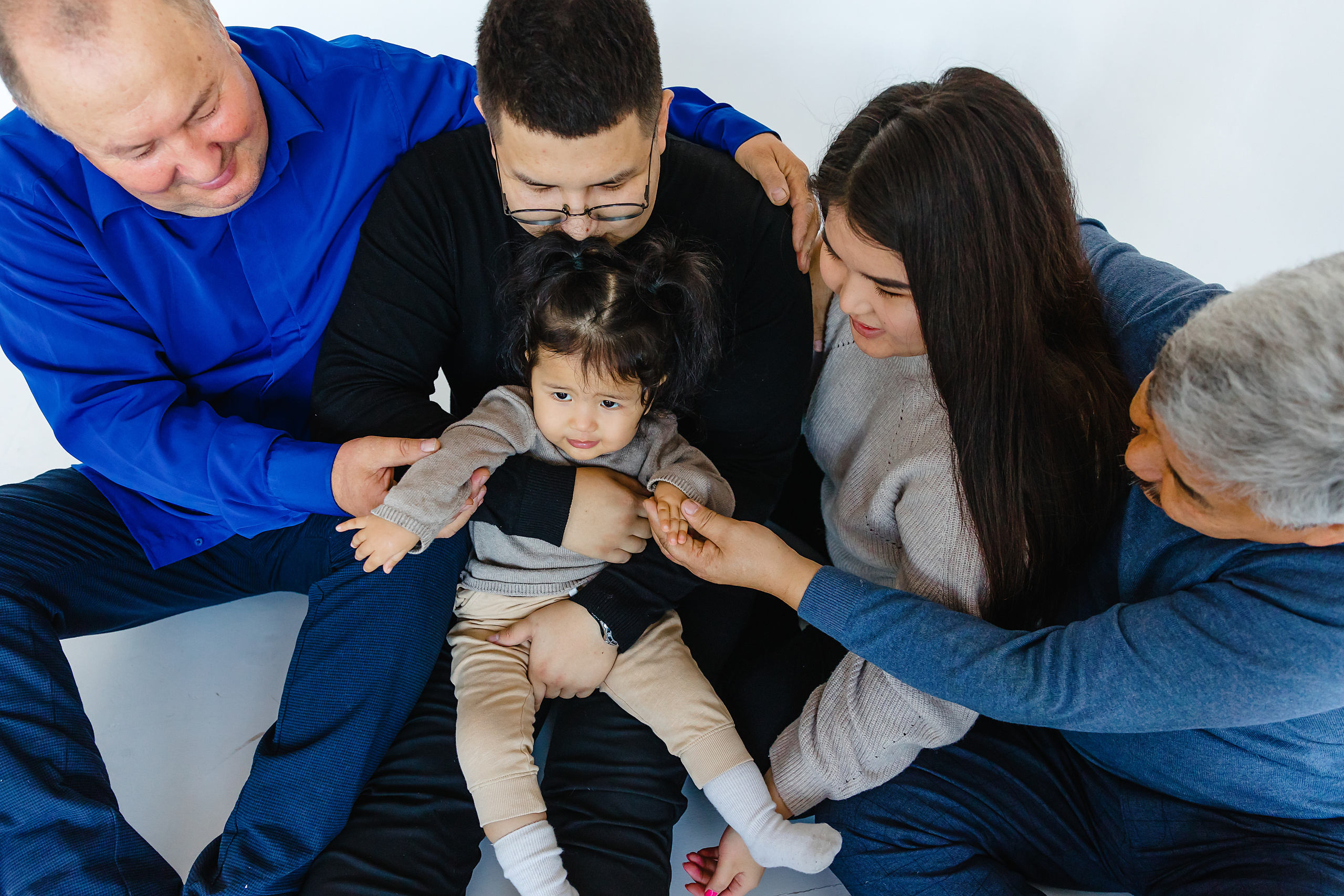 Пуговка @adisa_sma1 и её надёжный тыл. Фотограф и видеограф в Улан-Удэ: Аюна Габагуева и Артём Шаханов