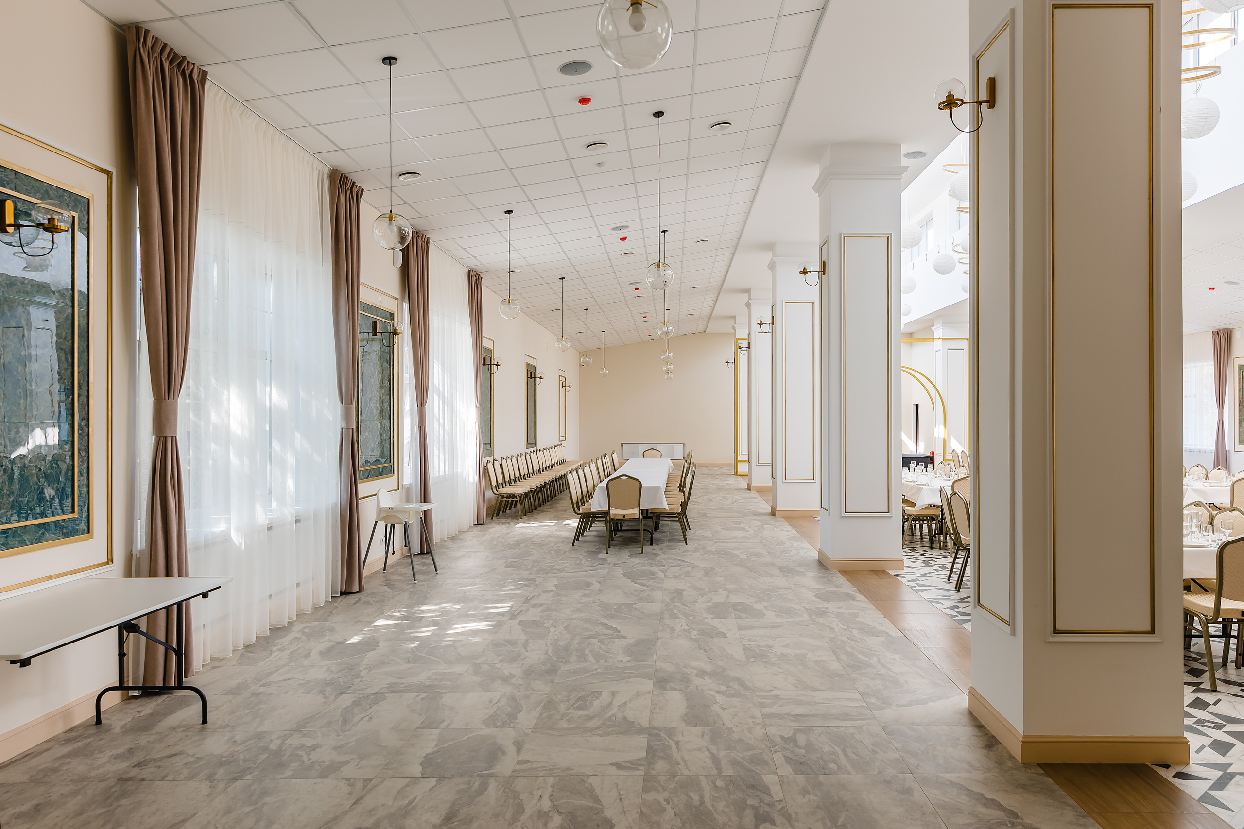 «Холл» на Борсоева. Фотограф и видеограф в Улан-Удэ: Аюна Габагуева и Артём Шаханов