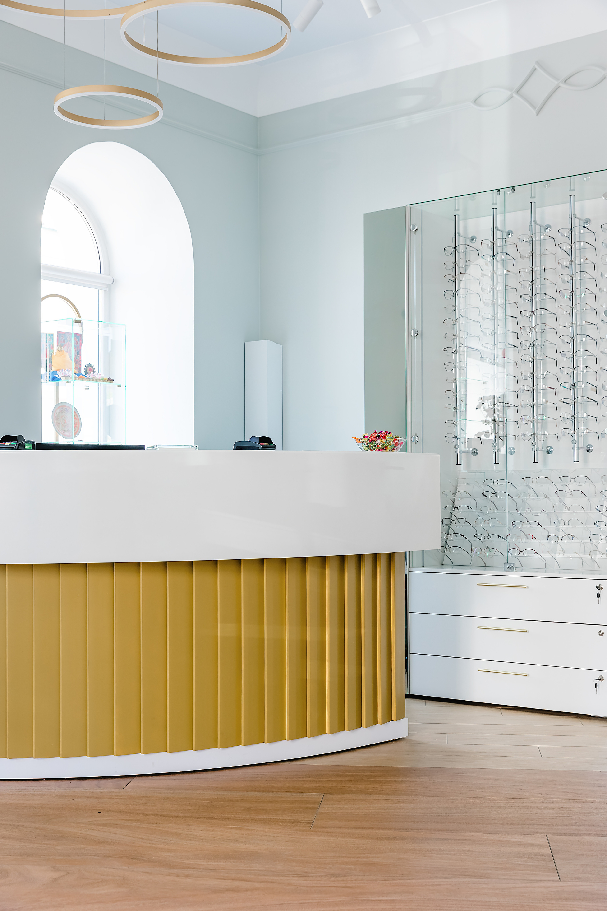 Салон «Оптик Лайф». Фотограф и видеограф в Улан-Удэ: Аюна Габагуева и Артём Шаханов