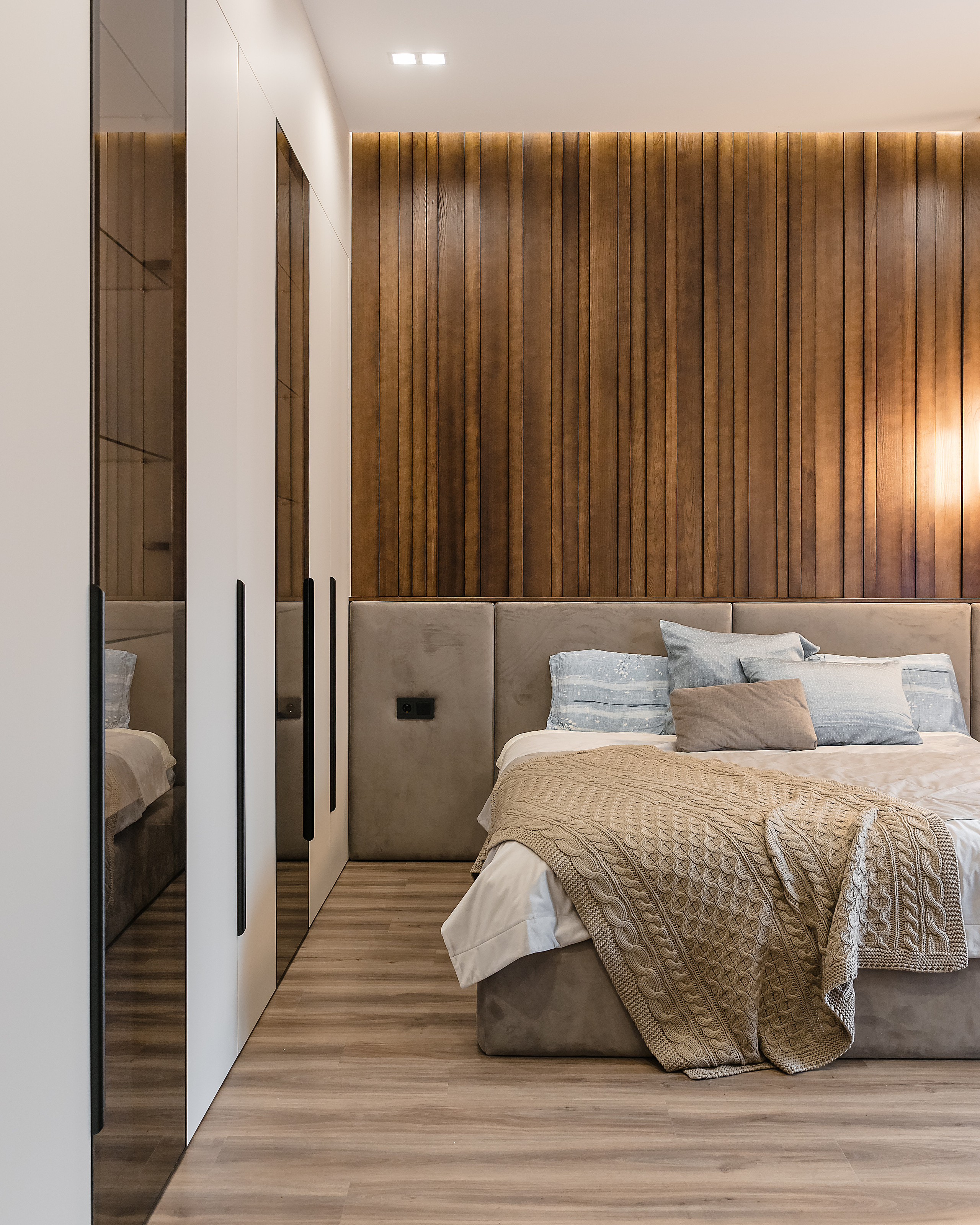 Дом на Тобольской. Фотограф и видеограф в Улан-Удэ: Аюна Габагуева и Артём Шаханов