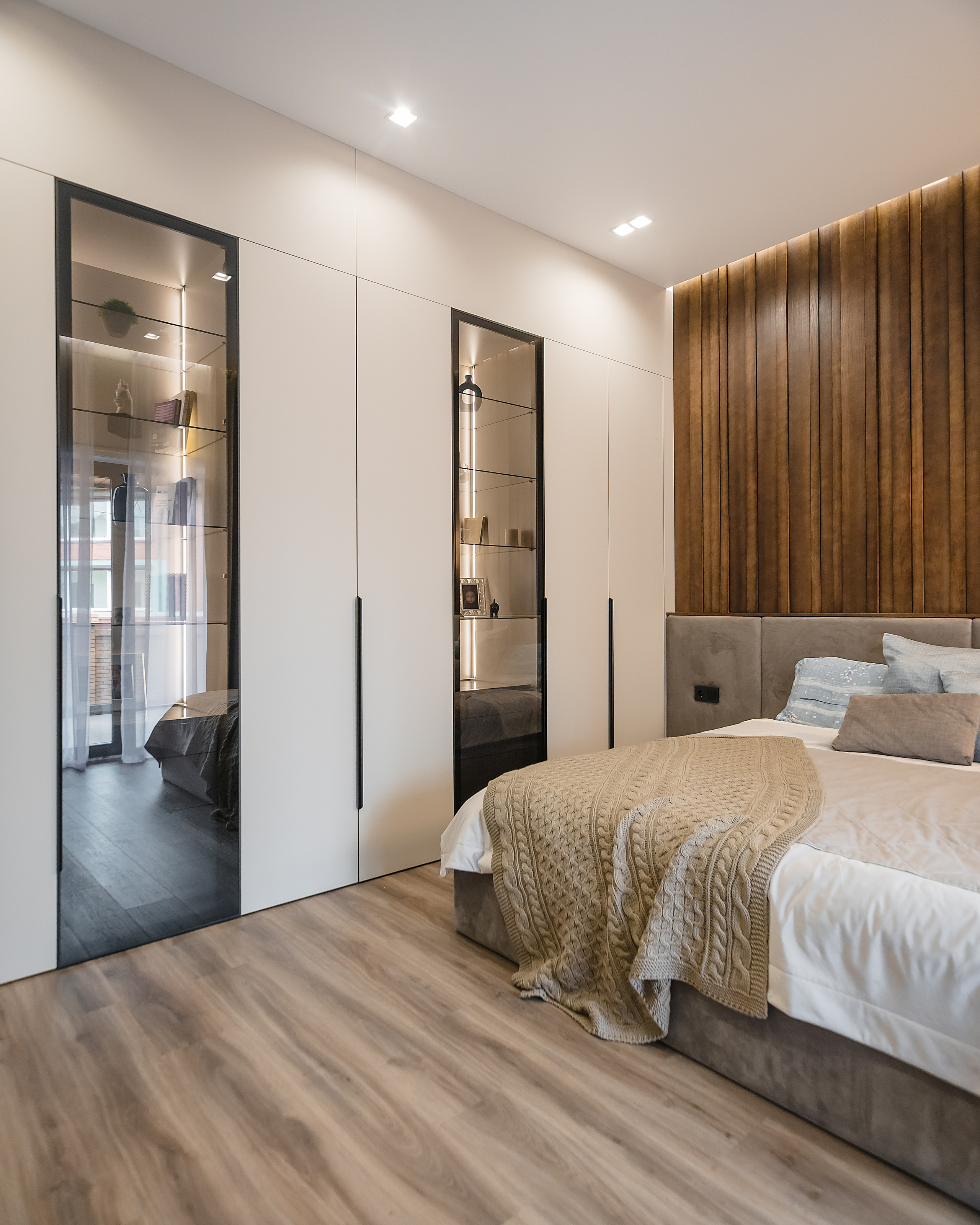 Дом на Тобольской. Фотограф и видеограф в Улан-Удэ: Аюна Габагуева и Артём Шаханов