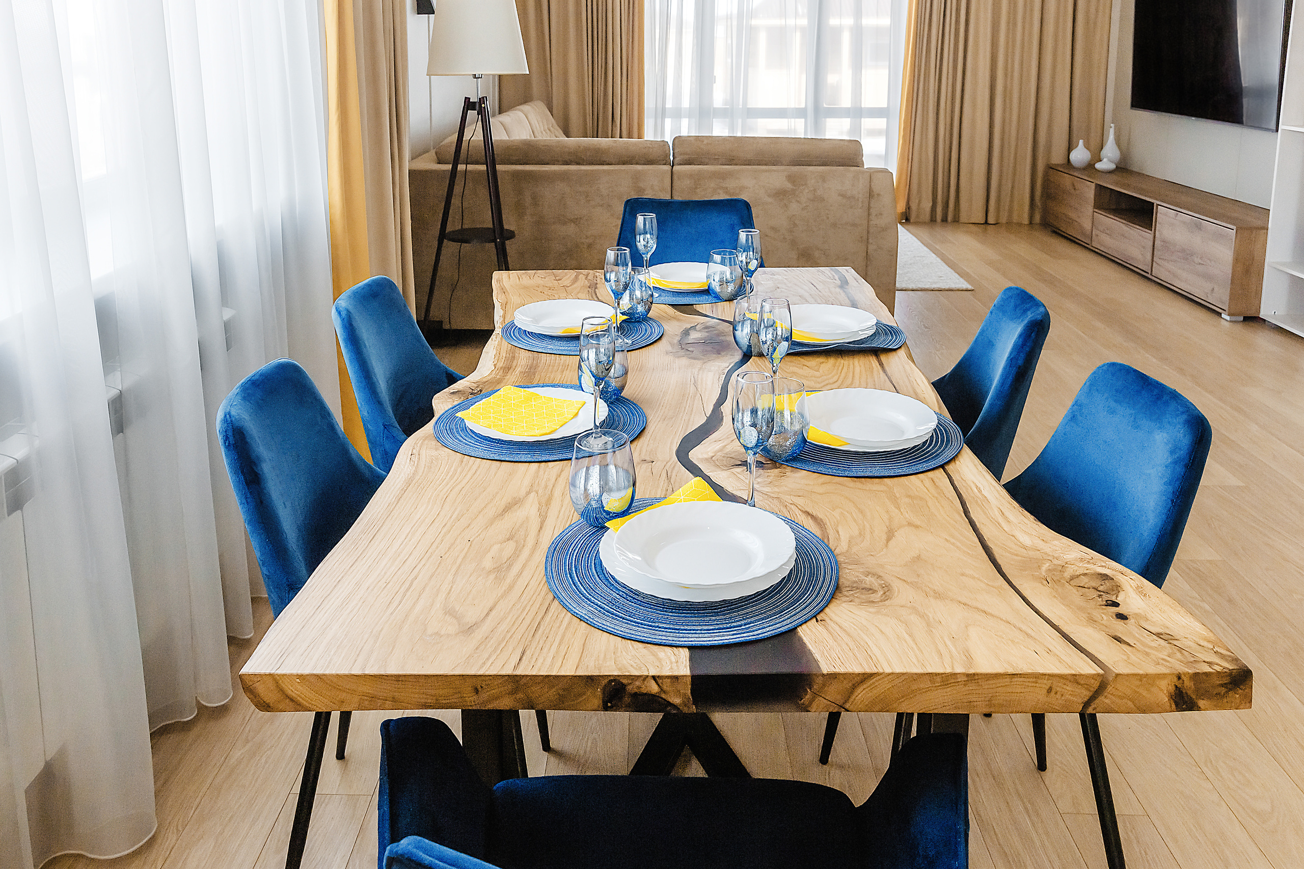 Мирная. Фотограф и видеограф в Улан-Удэ: Аюна Габагуева и Артём Шаханов