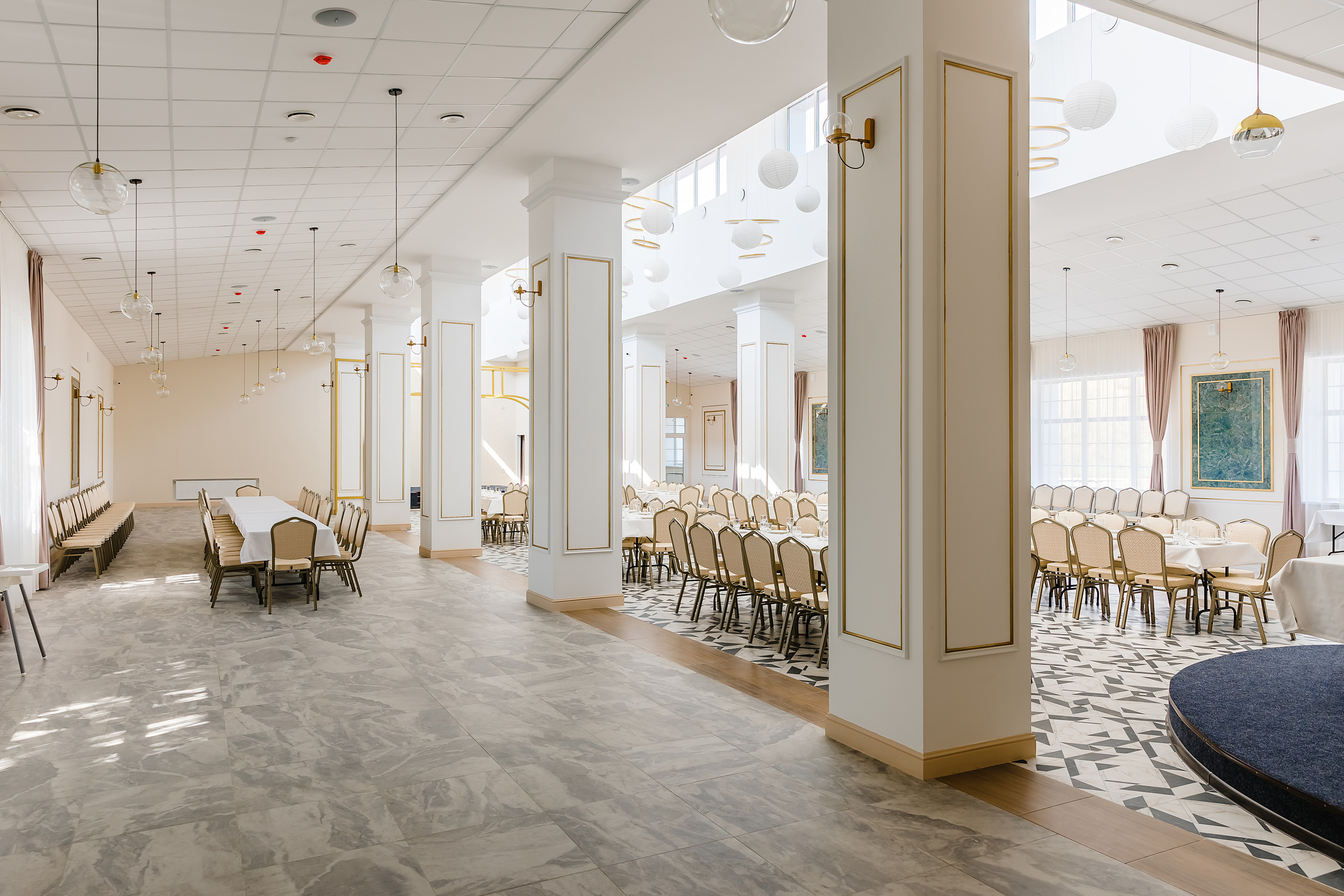 «Холл» на Борсоева. Фотограф и видеограф в Улан-Удэ: Аюна Габагуева и Артём Шаханов