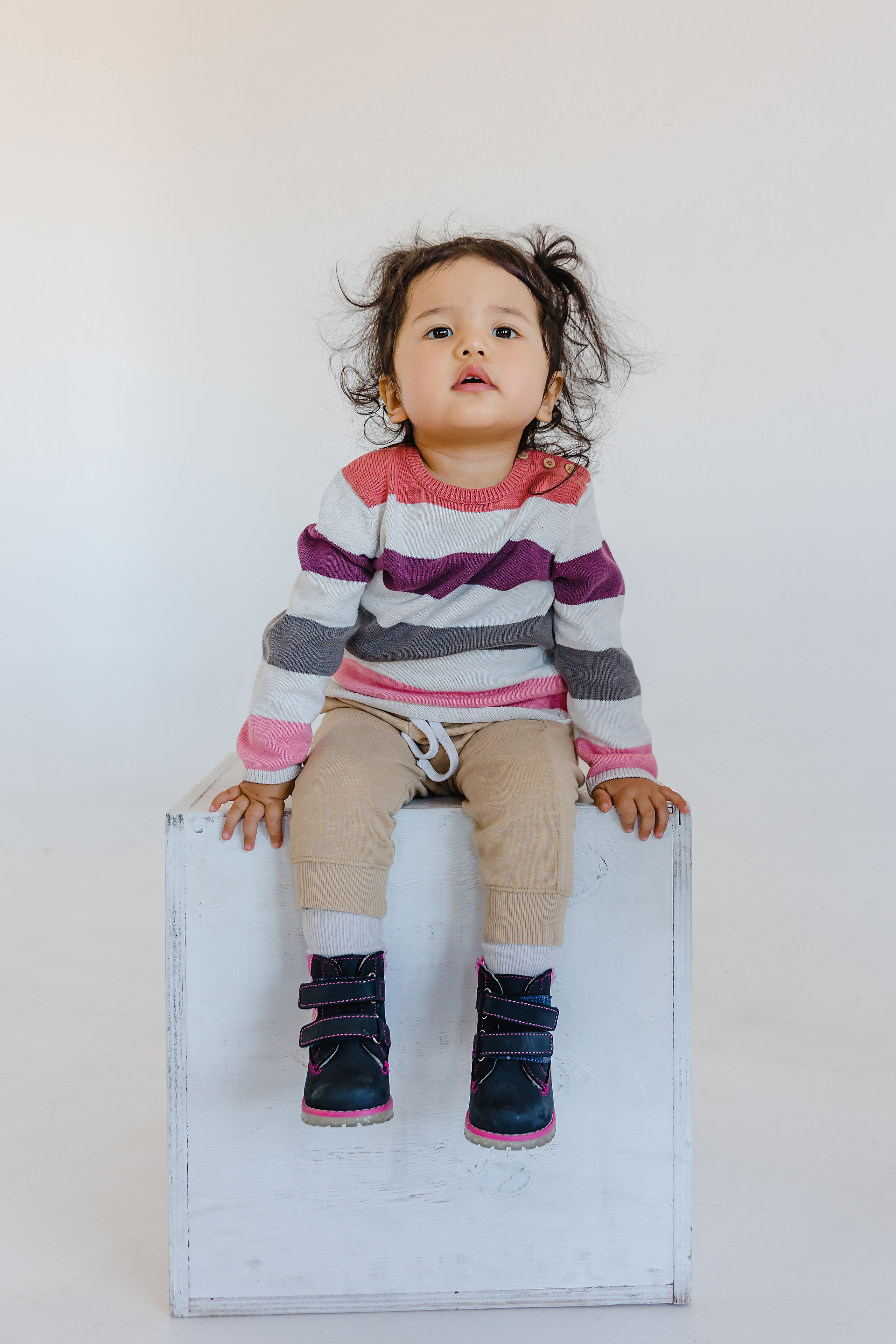 Пуговка @adisa_sma1 и её надёжный тыл. Фотограф и видеограф в Улан-Удэ: Аюна Габагуева и Артём Шаханов