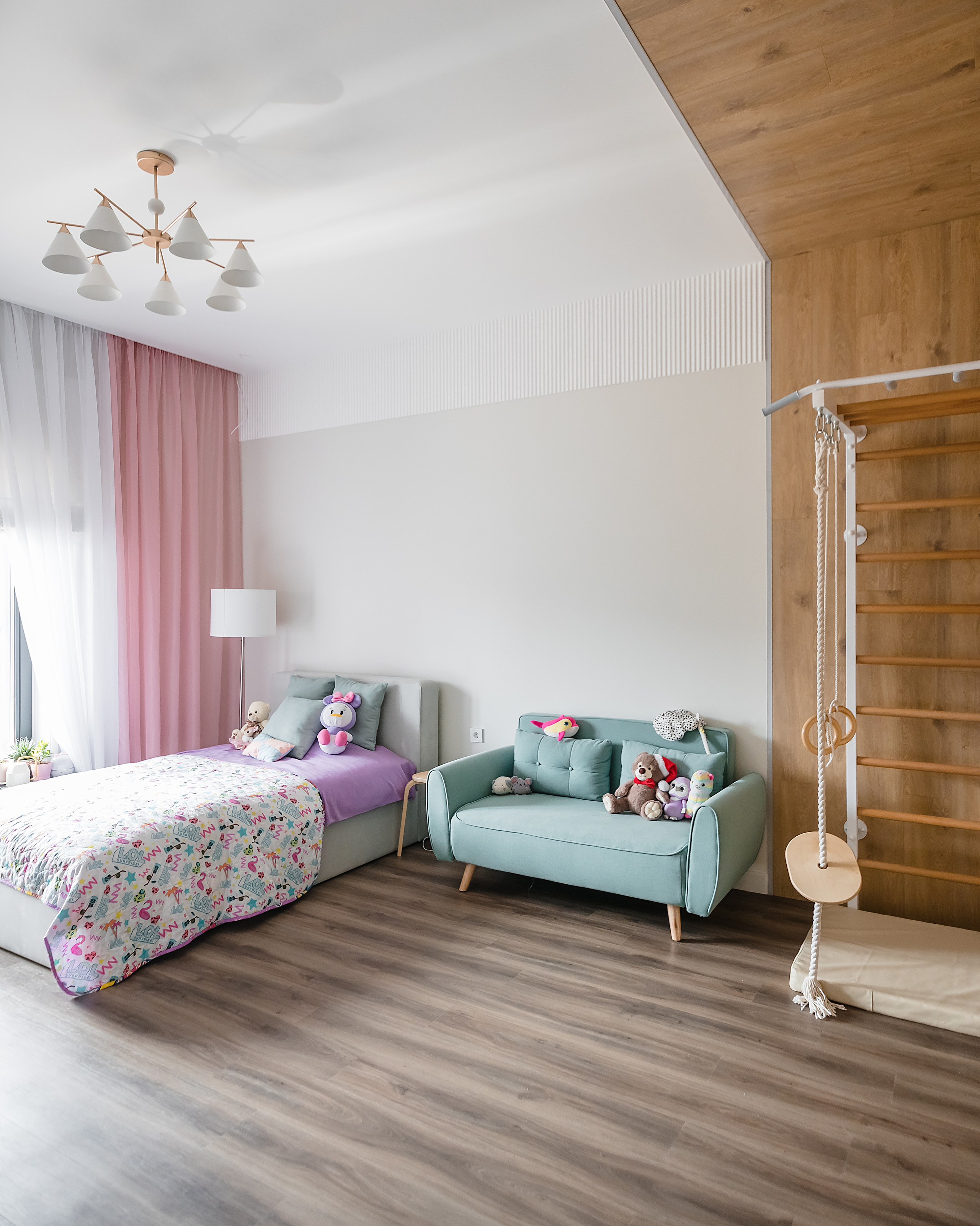 Дом на Тобольской. Фотограф и видеограф в Улан-Удэ: Аюна Габагуева и Артём Шаханов