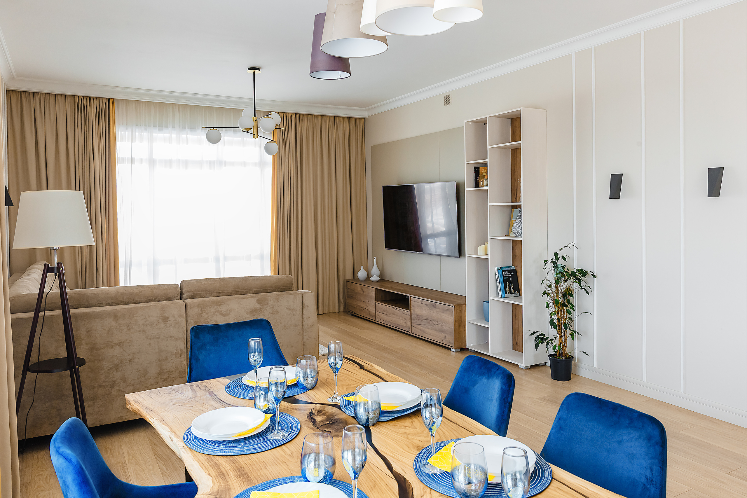 Мирная. Фотограф и видеограф в Улан-Удэ: Аюна Габагуева и Артём Шаханов