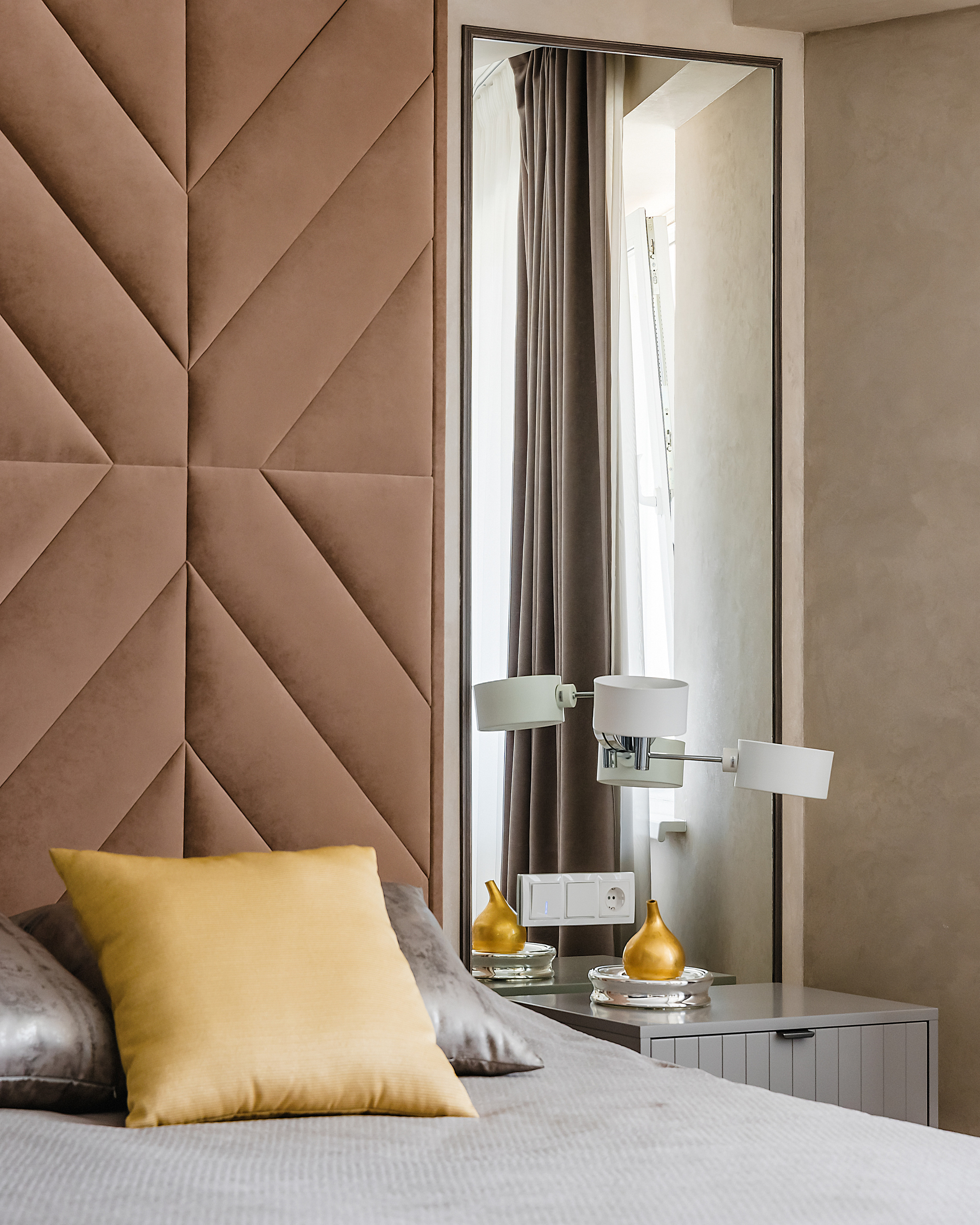 Тобольская. Фотограф и видеограф в Улан-Удэ: Аюна Габагуева и Артём Шаханов