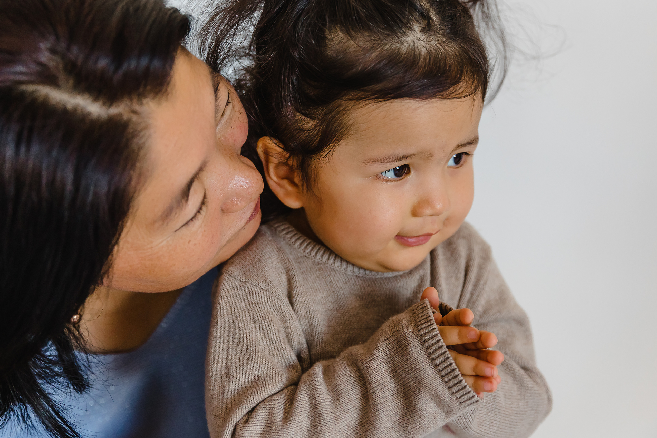 Пуговка @adisa_sma1 и её надёжный тыл. Фотограф и видеограф в Улан-Удэ: Аюна Габагуева и Артём Шаханов