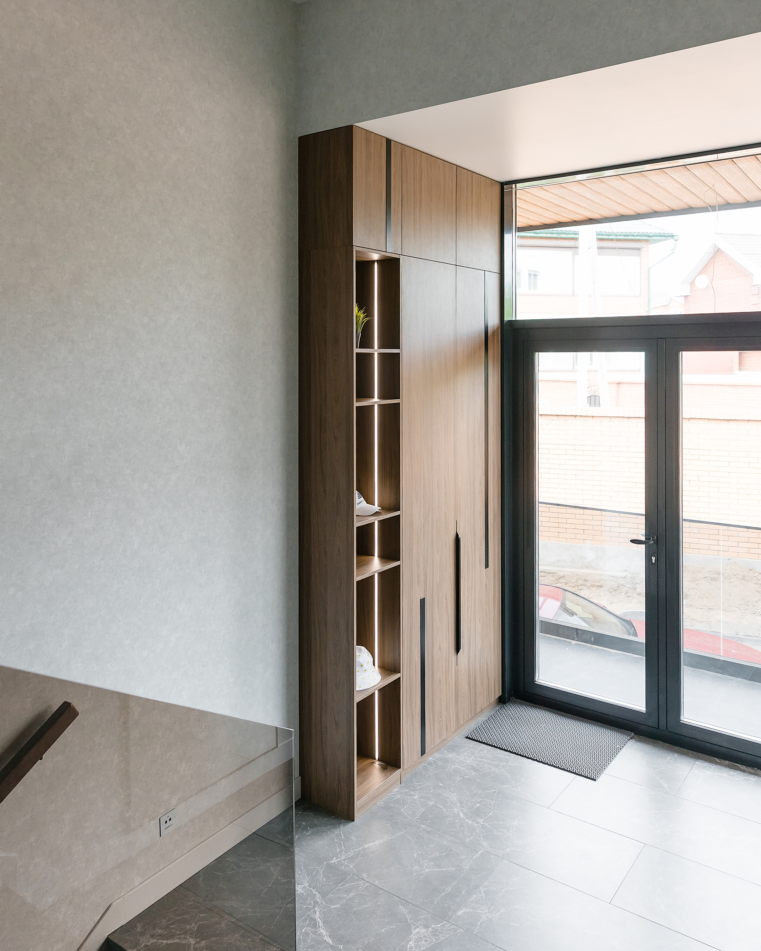 Дом на Тобольской. Фотограф и видеограф в Улан-Удэ: Аюна Габагуева и Артём Шаханов